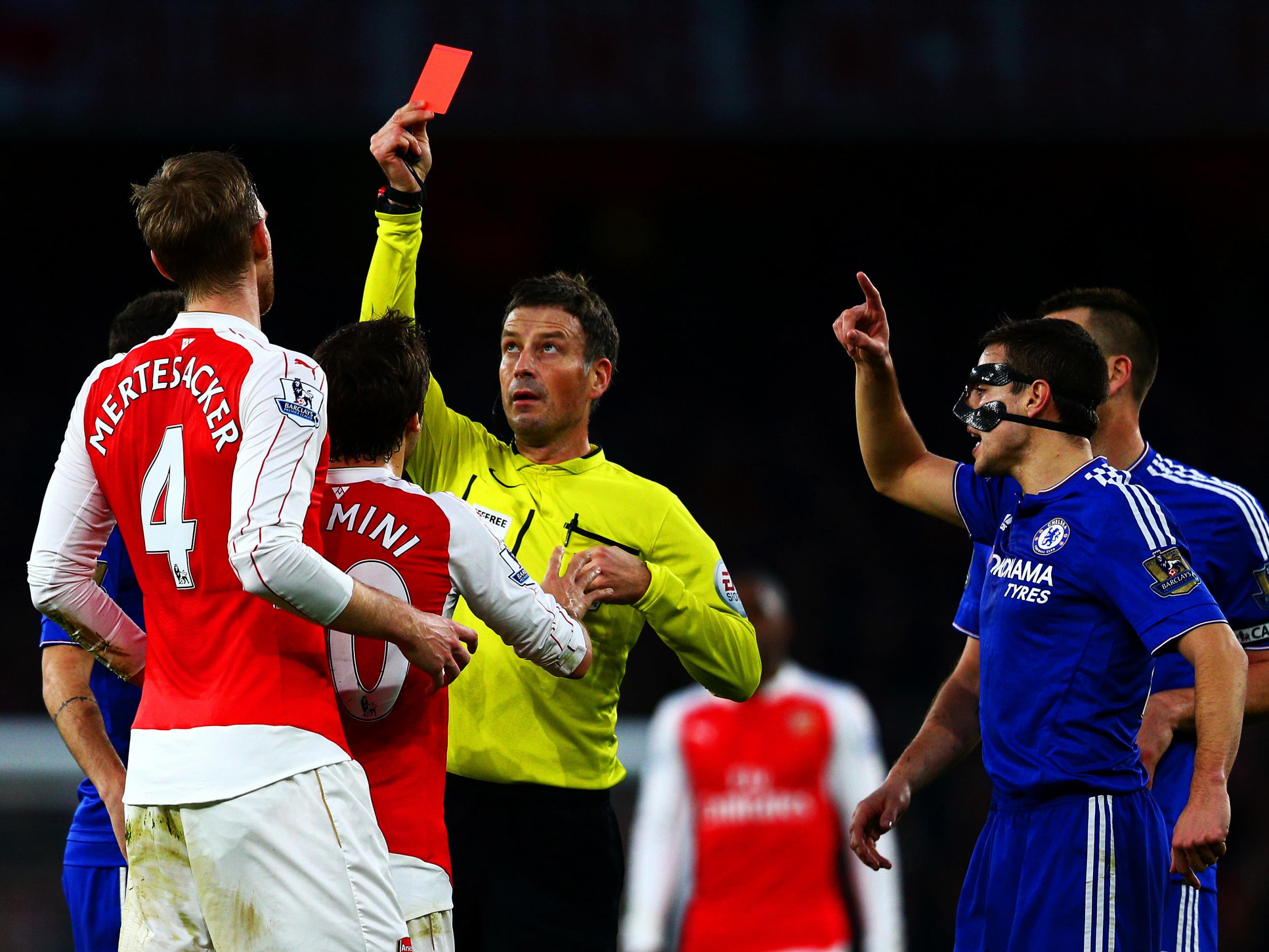 Mertesacker is given a red card against Chelsea