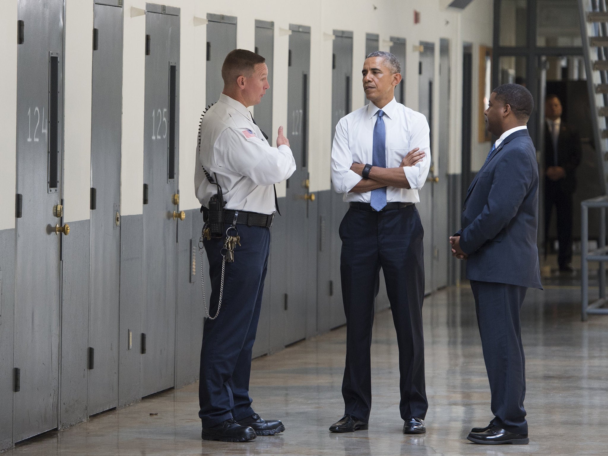 The present toured the El Reno Federal Correctional Institution in El Reno, Oklahoma in 2015