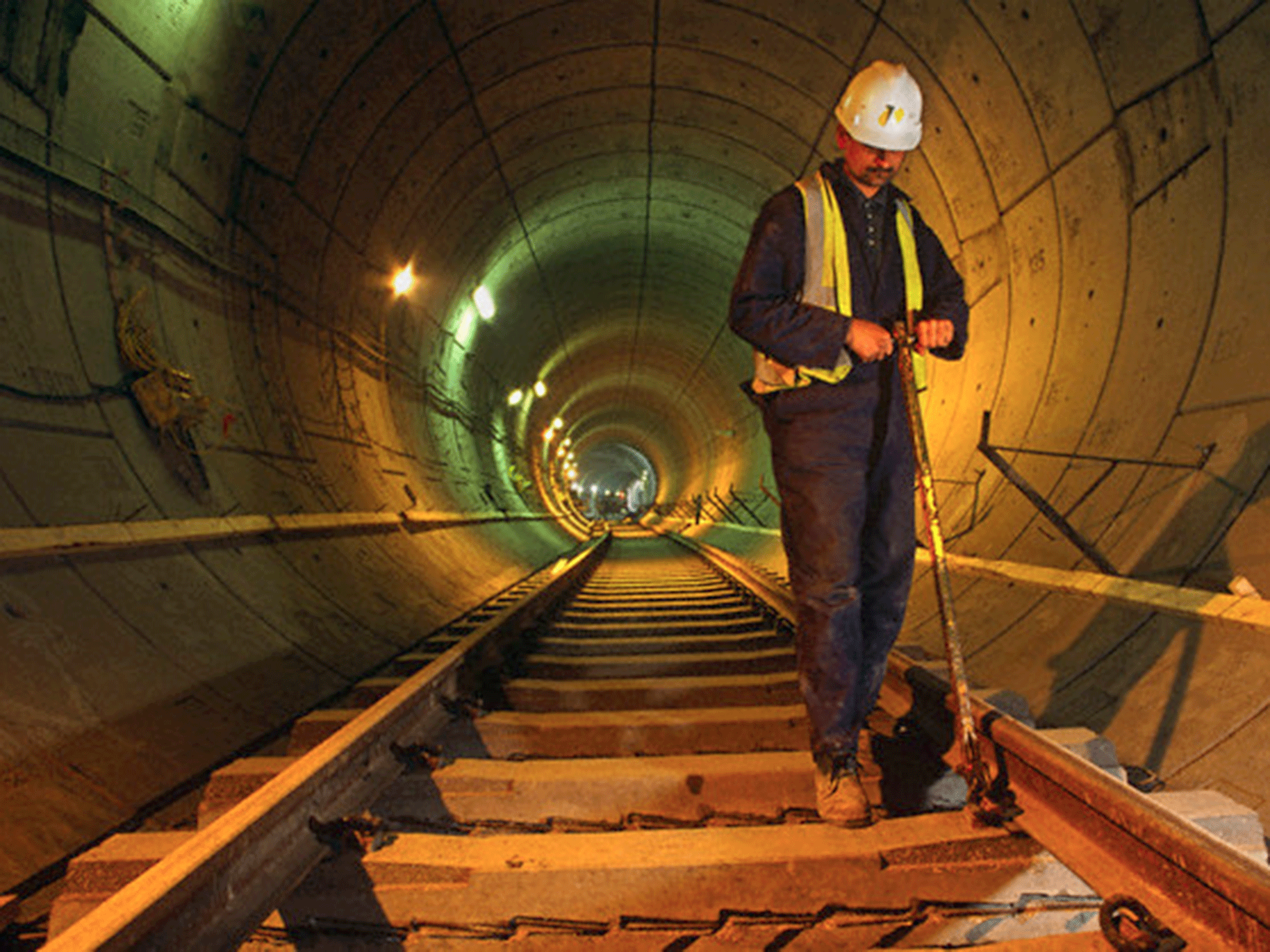 Engineering works at Elephant and Castle were abandoned, leaving a sealed tunnel