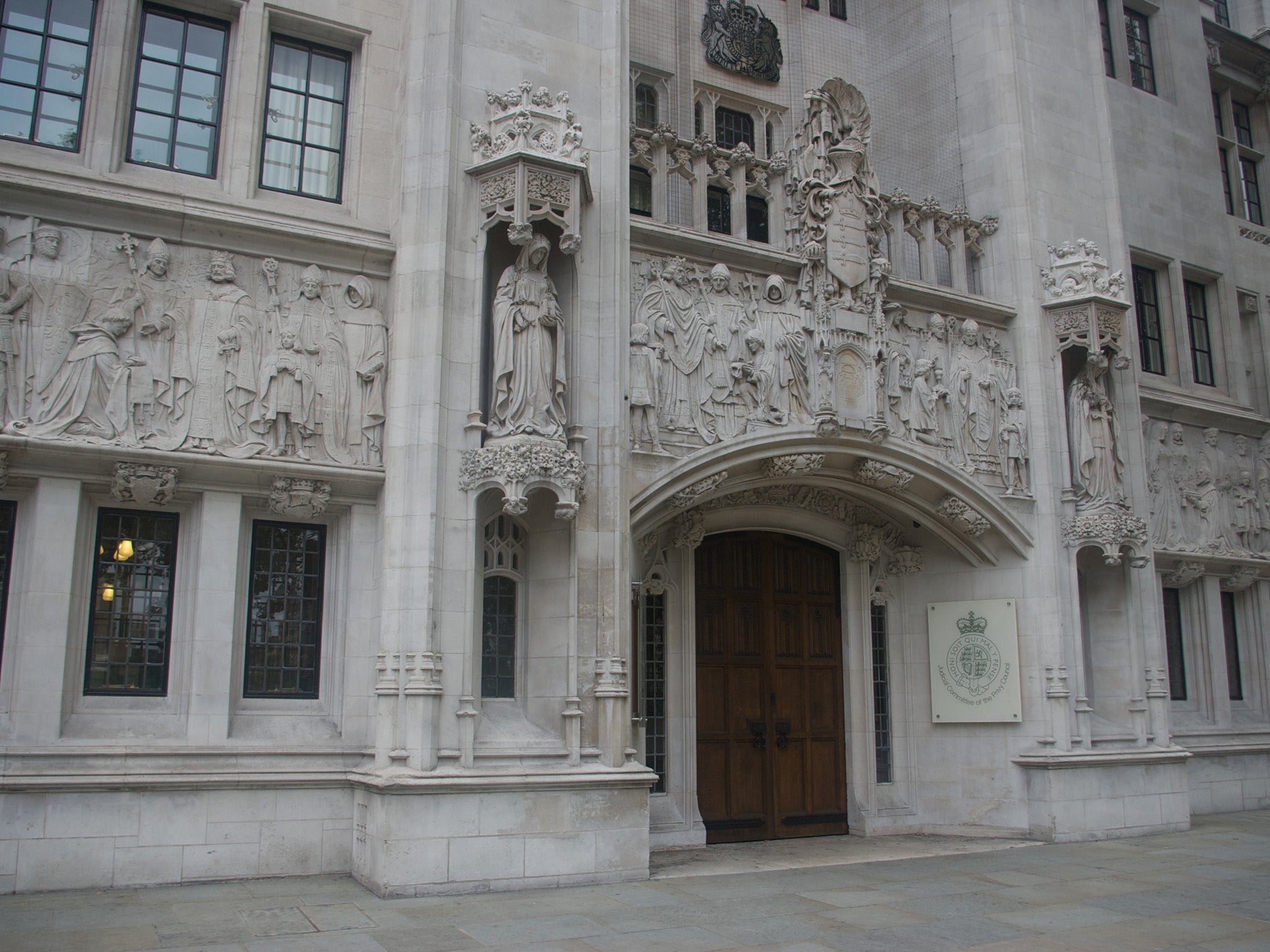 The five Supreme Court justices made an unanimous decision to grant C anonymity