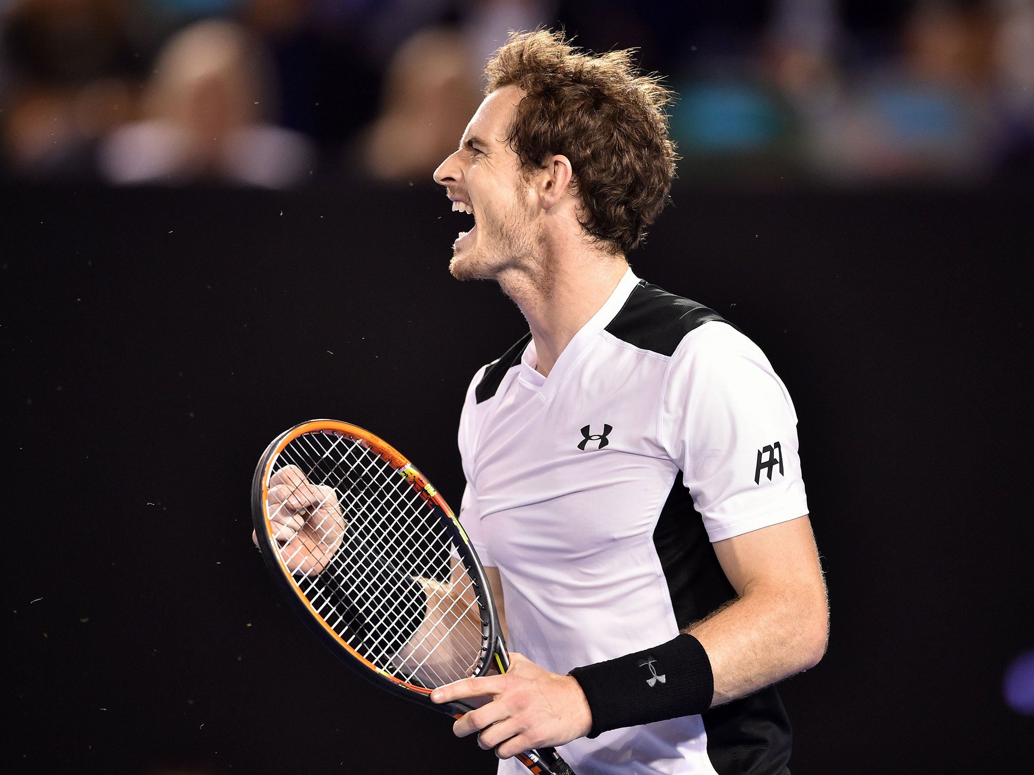 Andy Murray celebrates his victory over Milos Raonic