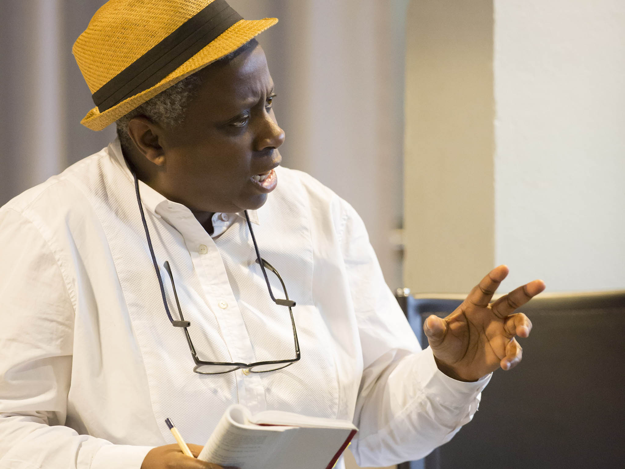 Dawn Walton in rehearsals for A Raisin in the Sun