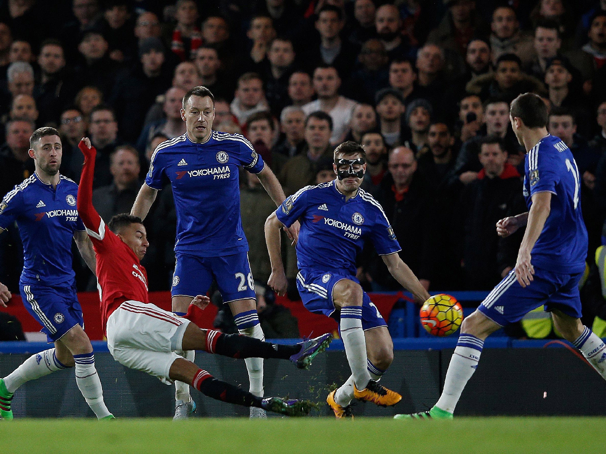 Jesse Lingard breaks the deadlock at Chelsea