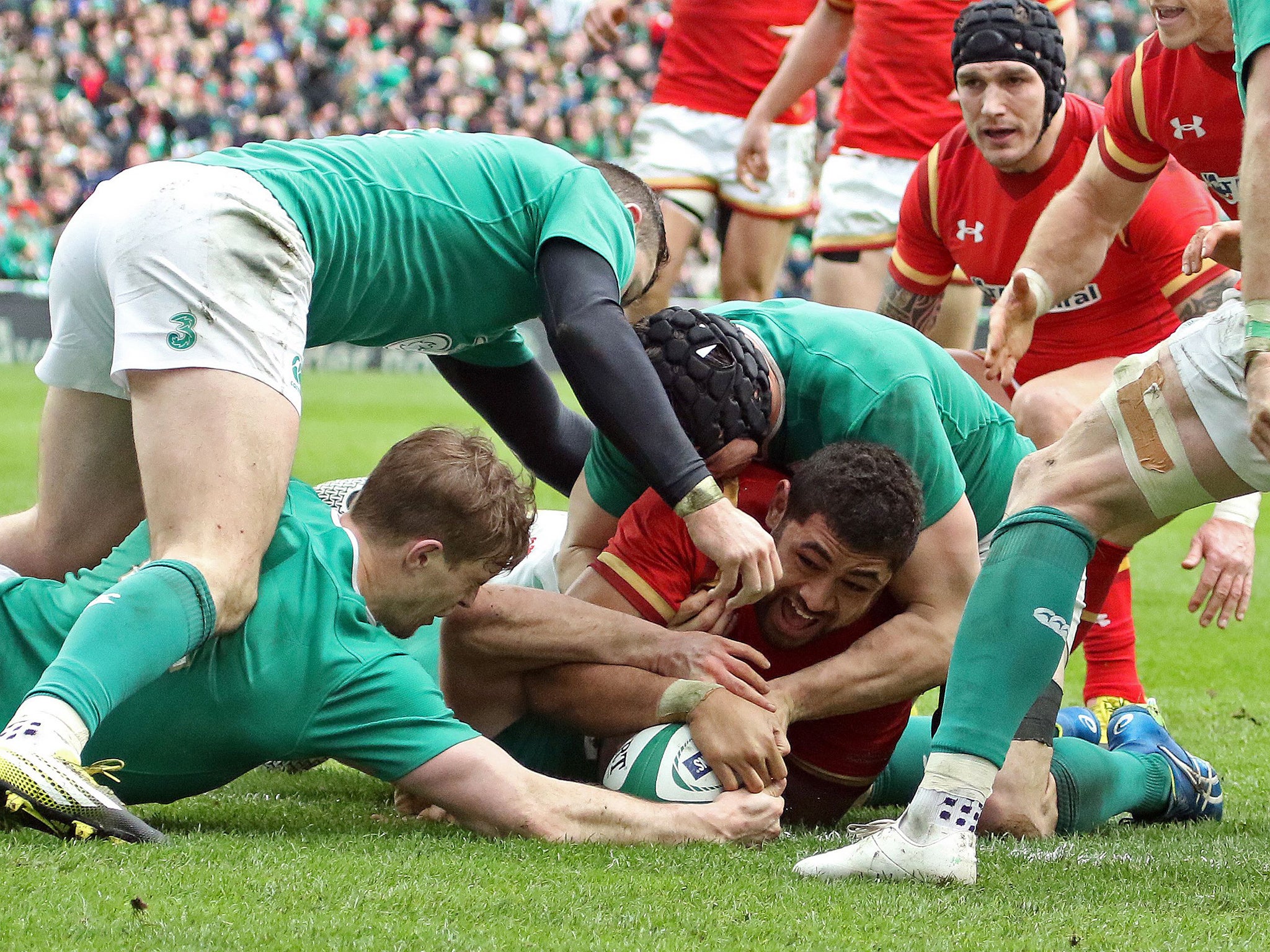 Taulupe Faletau scores Wales’ try against Ireland