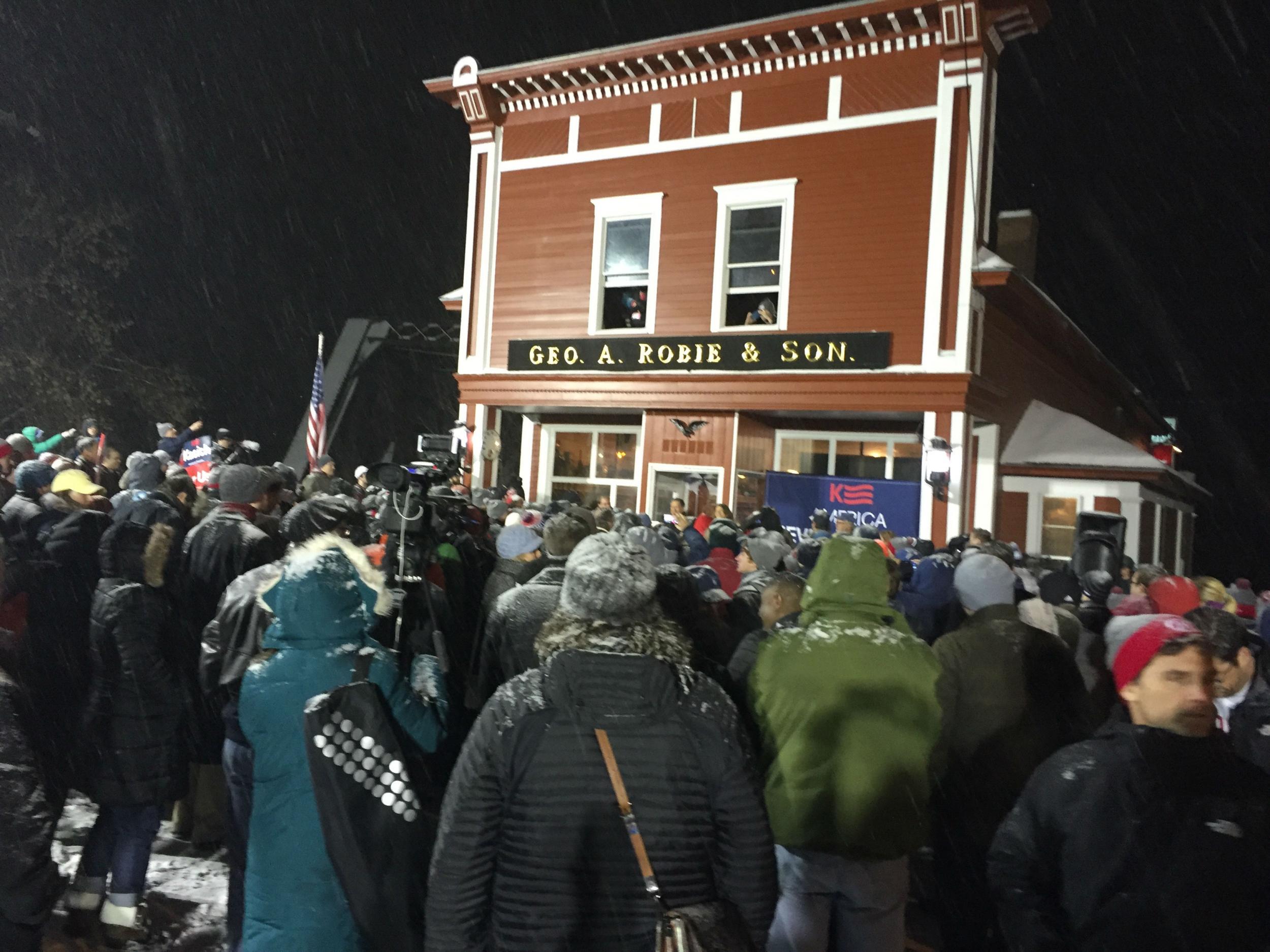 Mr Kasich held an outdoor rally in the town of Hooksett