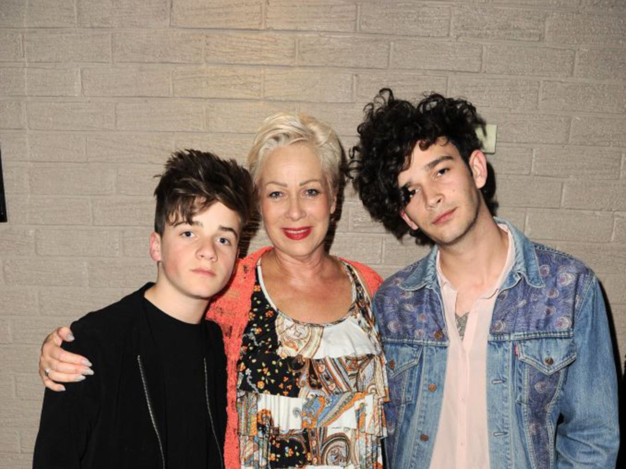 Healy, right, with his mother, ‘Coronation Street’ actress Denise Welch and brother, Louis