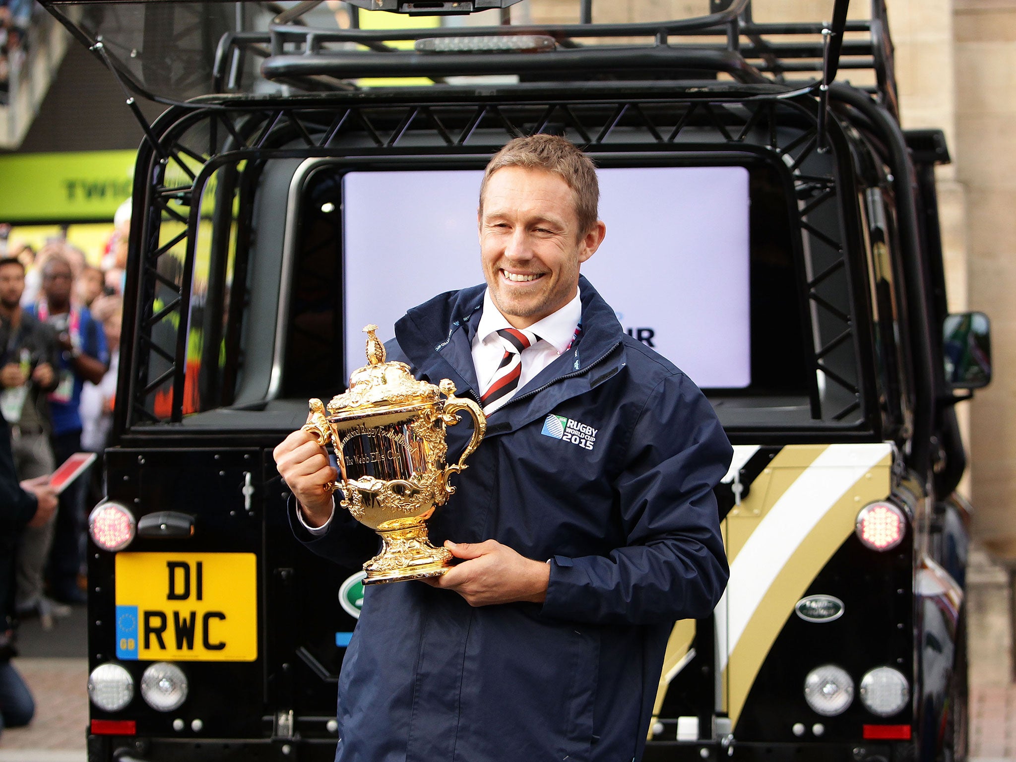 Jonny Wilkinson arrives at Twickenham with the Webb Ellis Cup during the Rugby World Cup