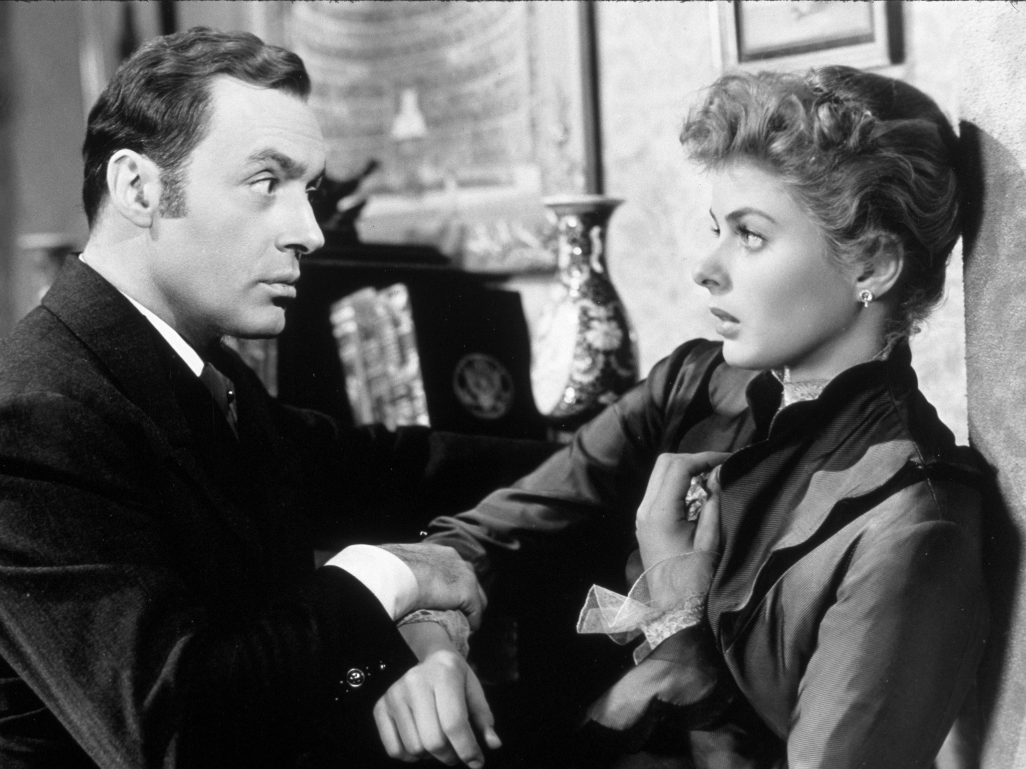 Charles Boyer and Ingrid Bergman in the psychological thriller ‘Gaslight’