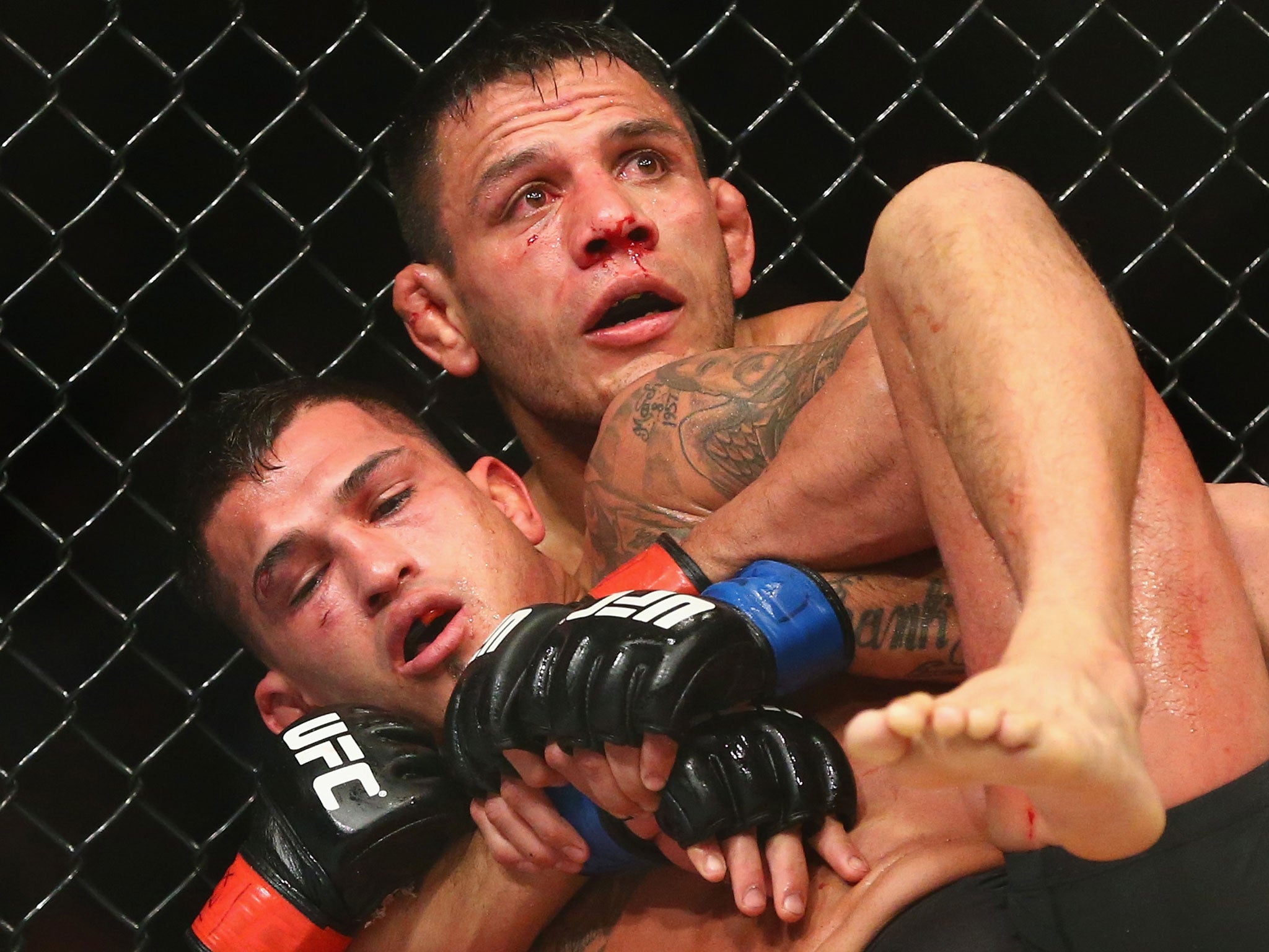 Rafael dos Anjos could look to utilise his submission game against McGregor