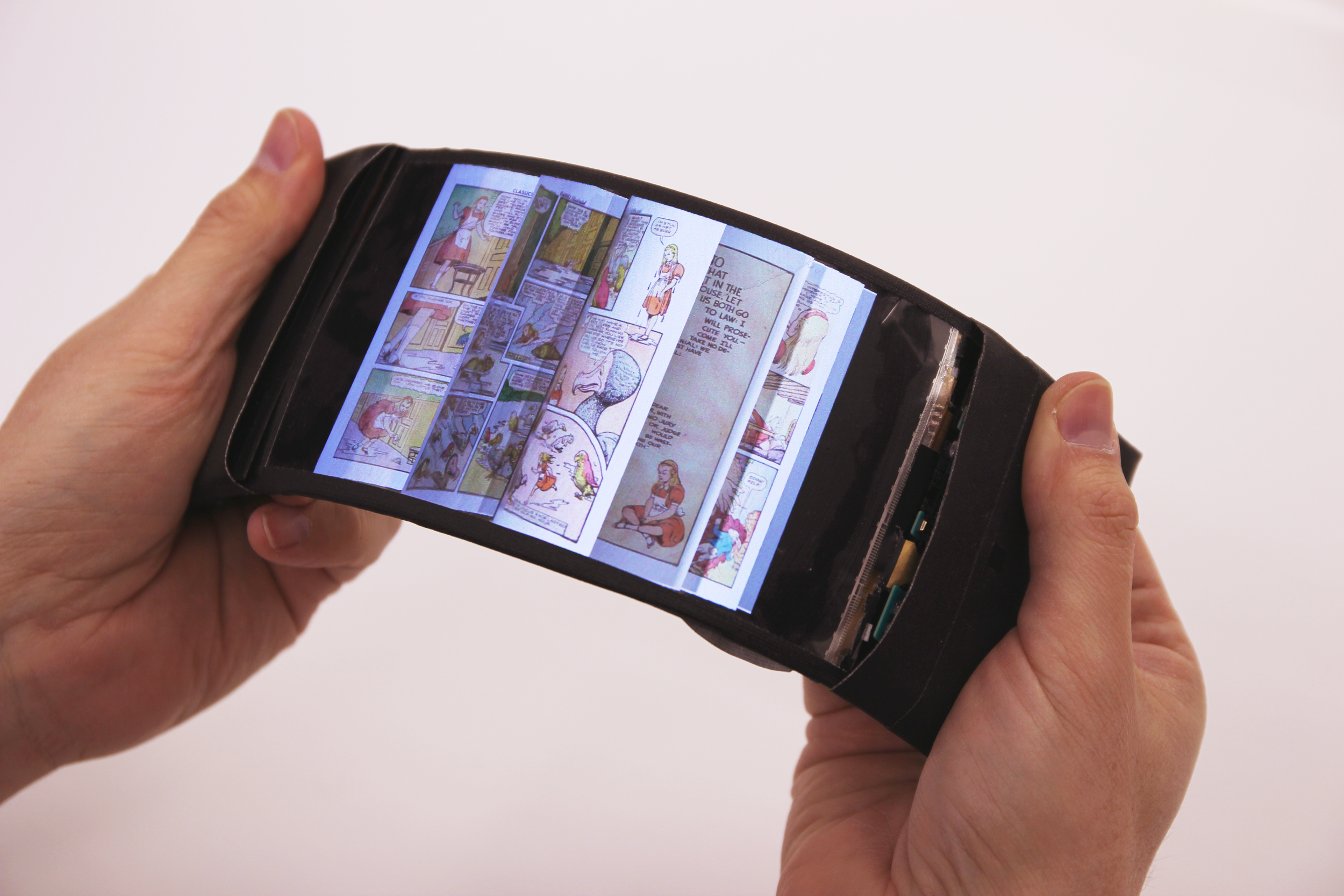The flexible screen is especially suited to flipping through books (Pic: Human Media Lab)