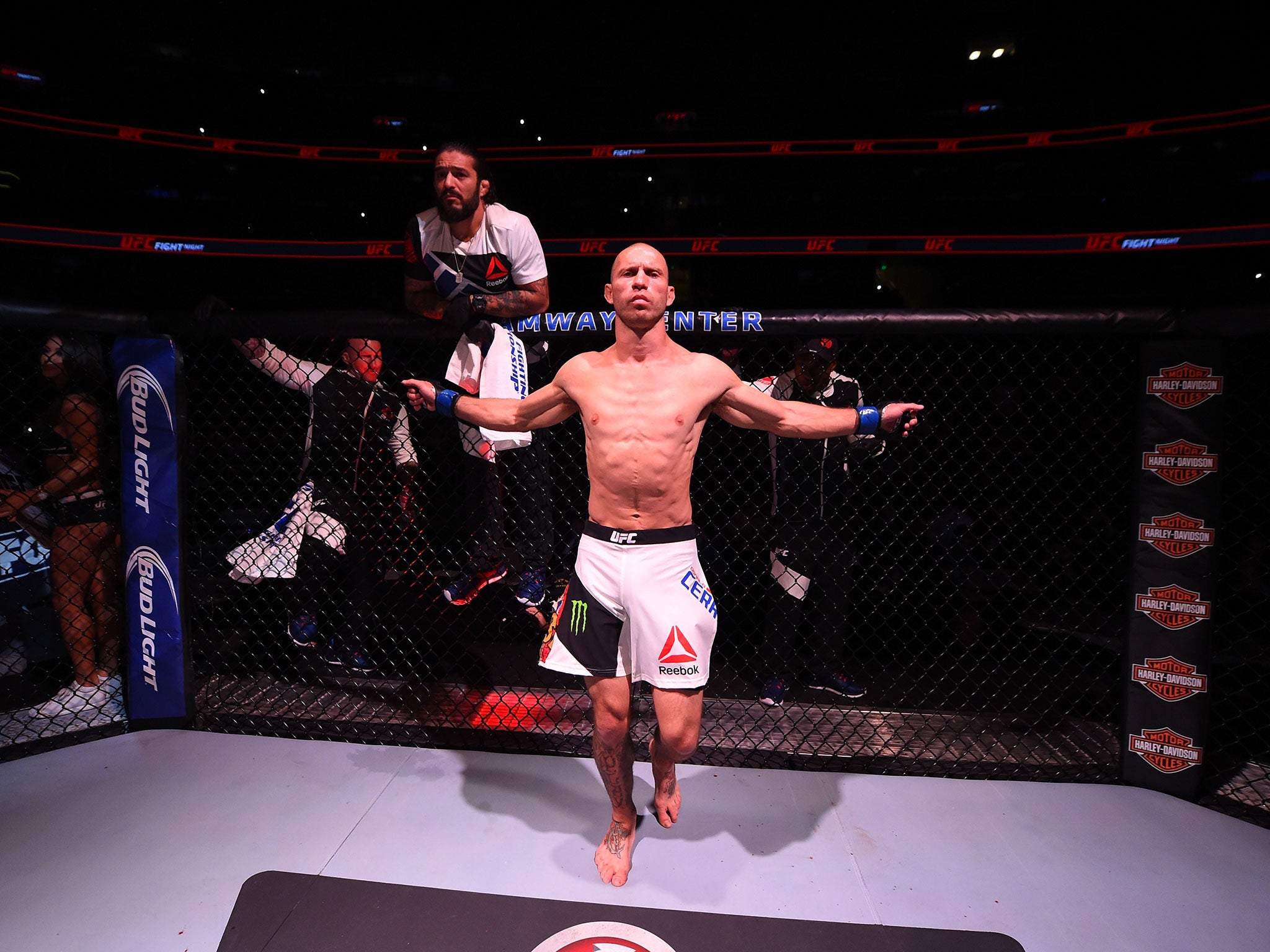 Donald Cerrone prepares to fight for title