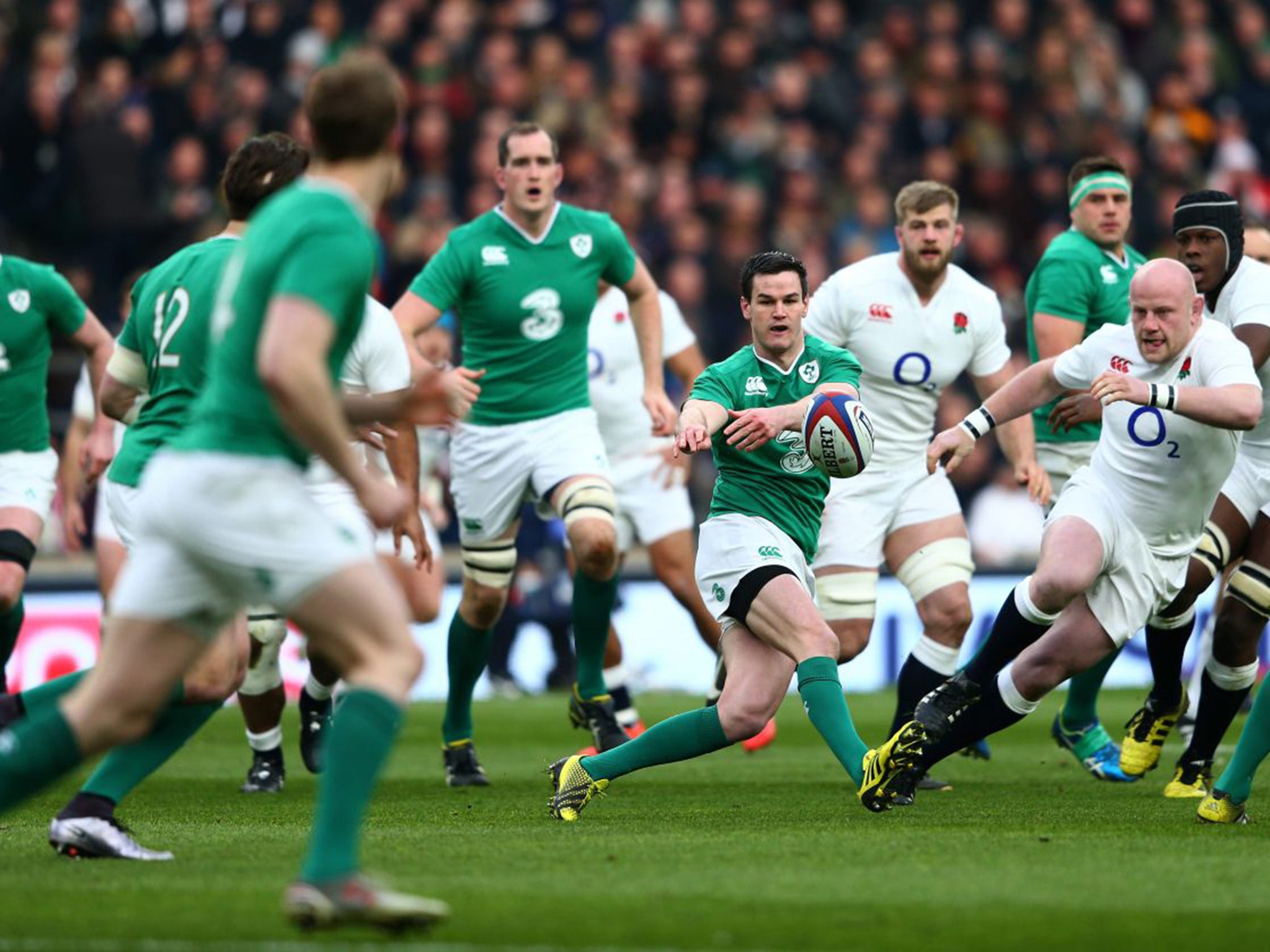 Johnny Sexton delivers up the ball as he shows his willingness to attack from deep