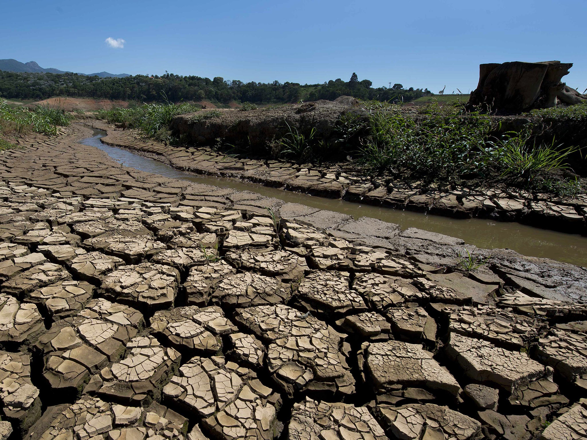 Oxfam has called on UN officials to help small farmers when they discuss climate change in the German city of Bonn today