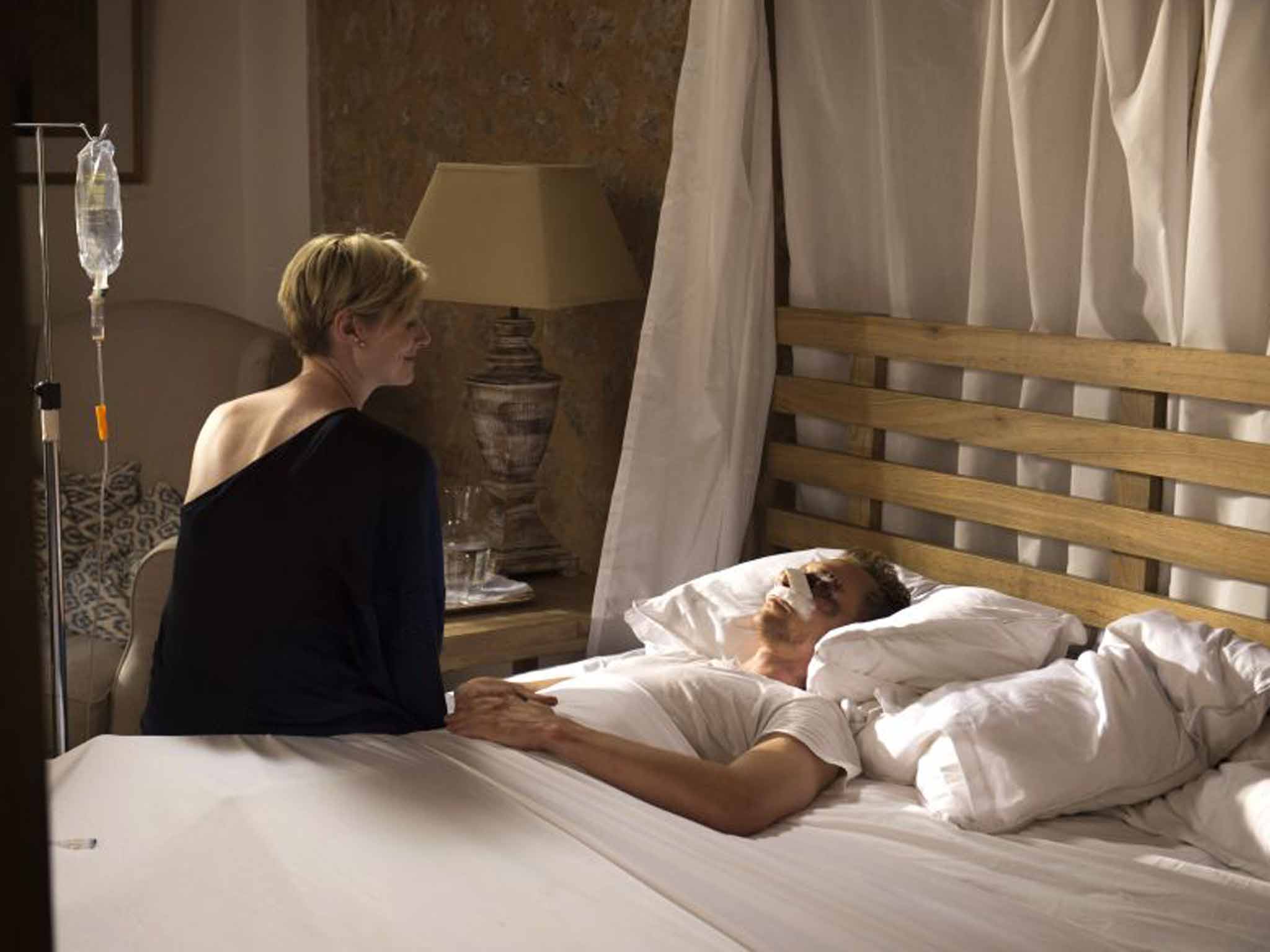 Elizabeth Debicki with Tom Hiddleston in BBC1's 'The Night Manager'