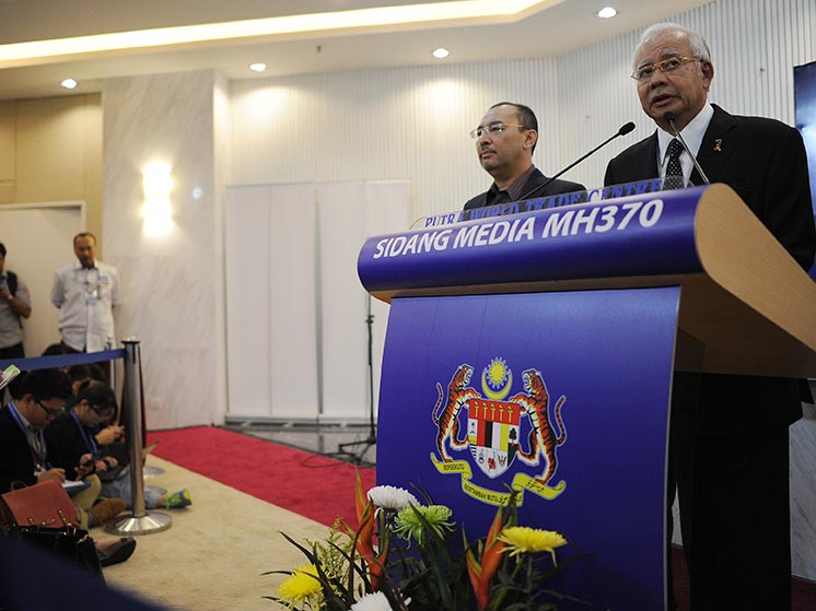 The Prime Minister delivering a statement about MH370 in August 2015