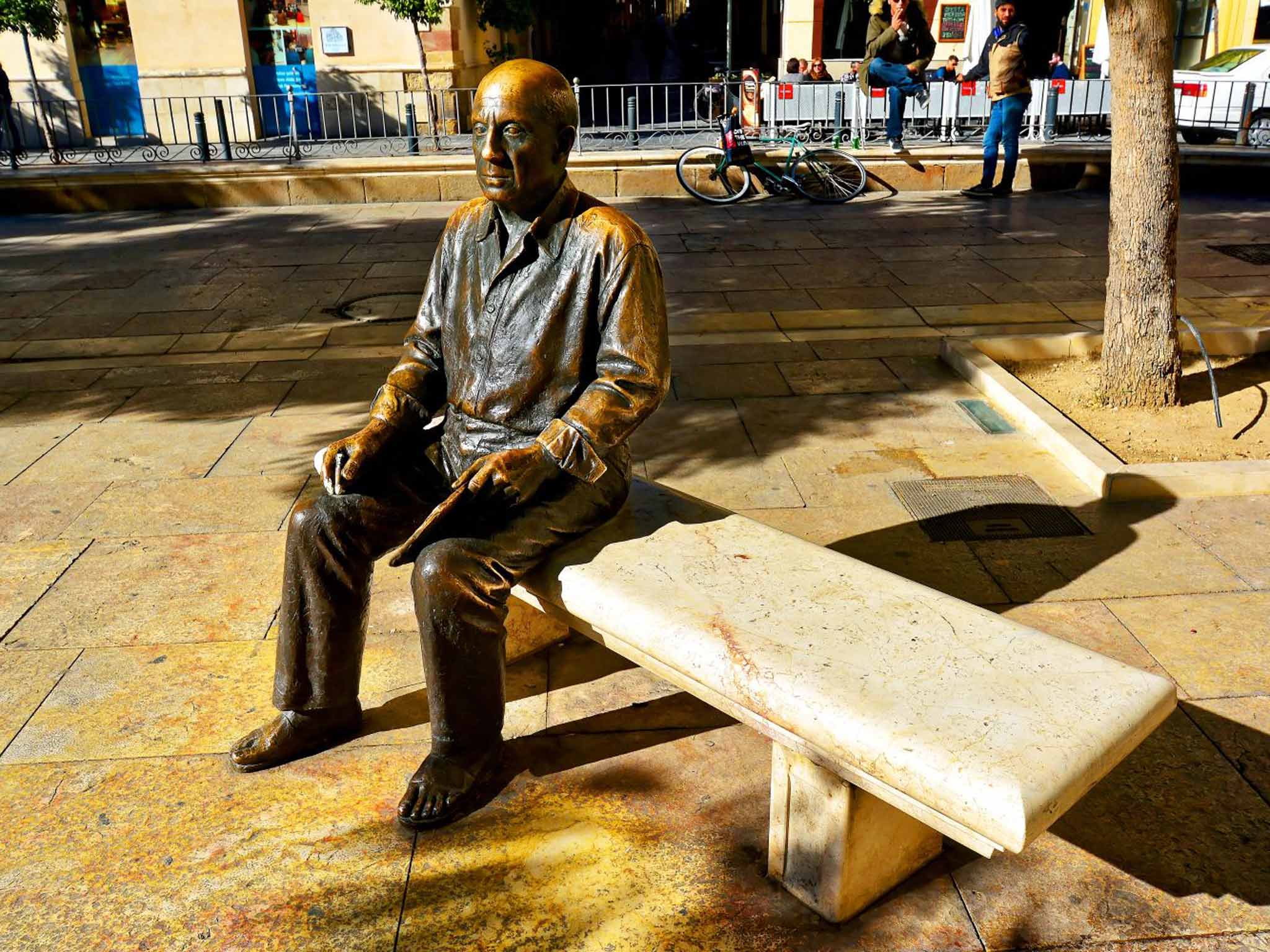 Take a seat: the bronze statue of Picasso