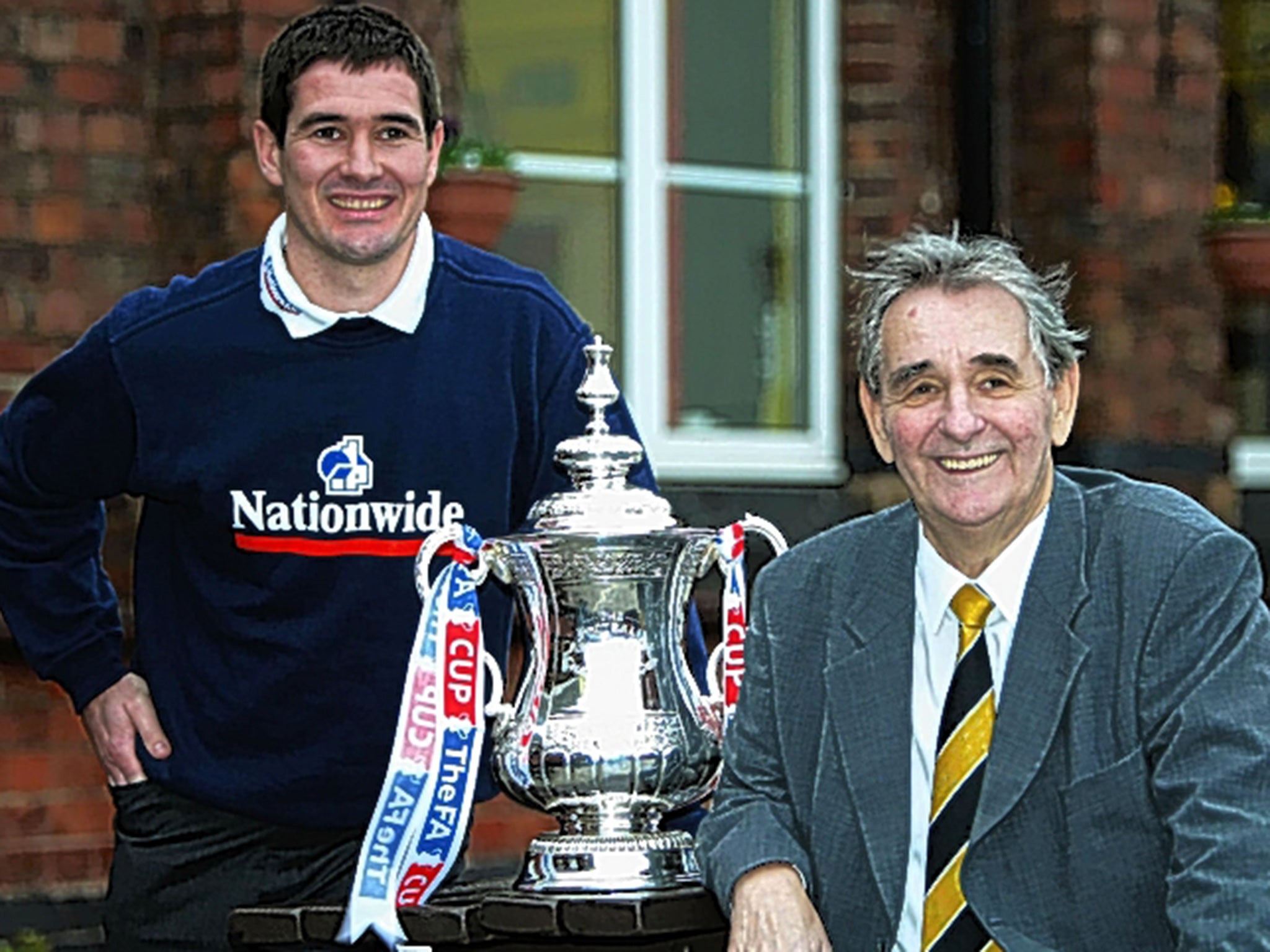 Nigel Clough with his father Brian in 2003