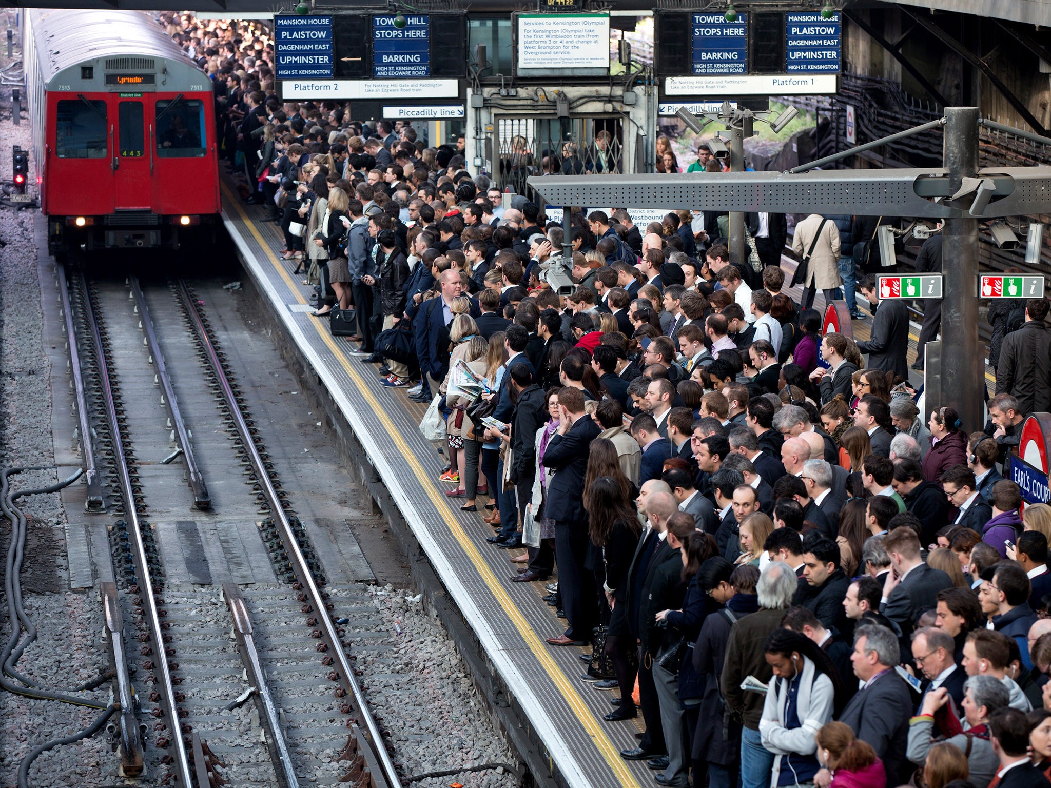 Those who travel on public transport have lower BMI and percentage body fat than car drivers