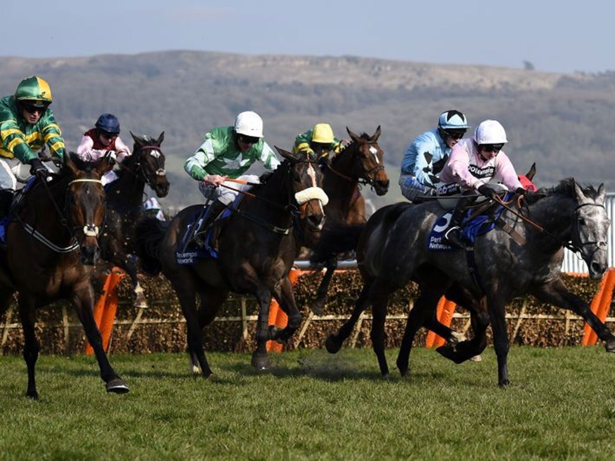 Mall Dini (C) ridden by Davy Russell before winning the 2.10 Pertemps