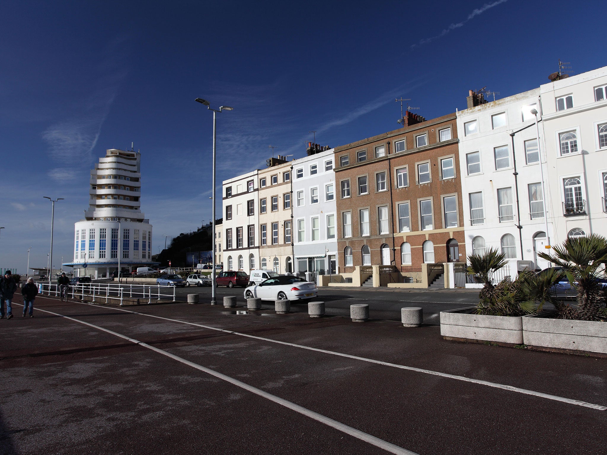 St Leonards seafront with Marine Court in the background