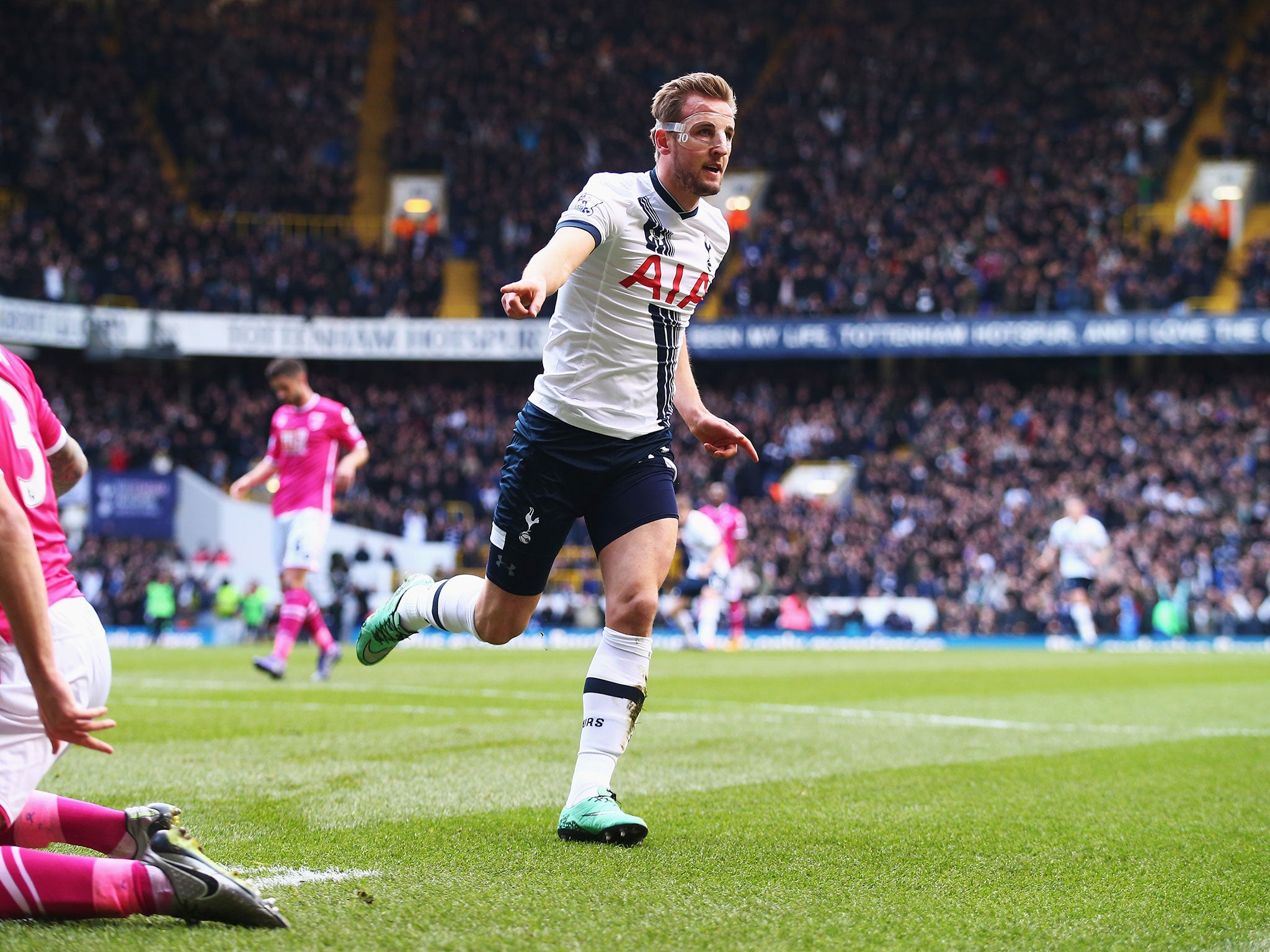 Harry Kane celebrates scoring a goal against Bournemouth