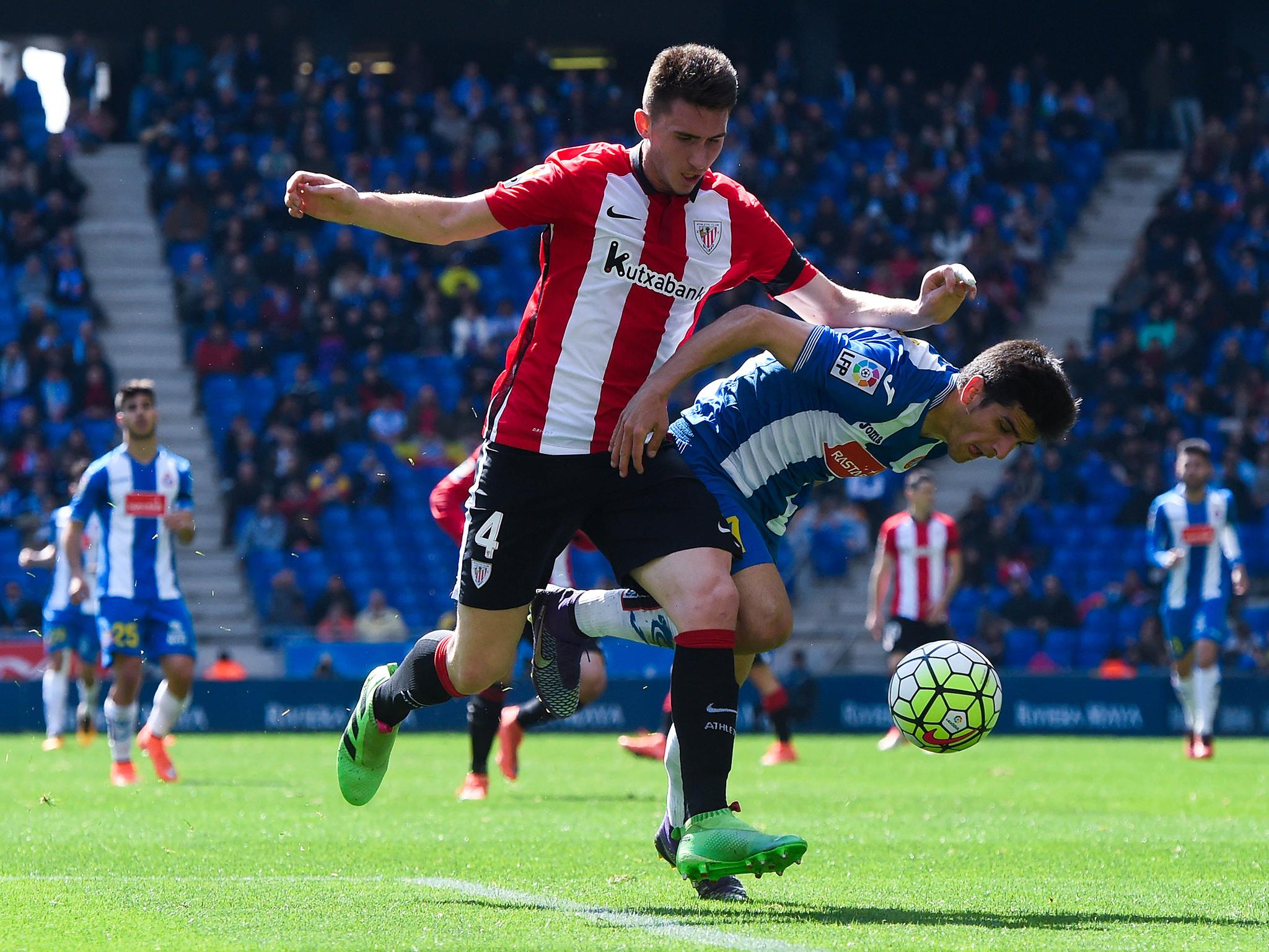 Aymeric Laporte will stay in Spain until 2020