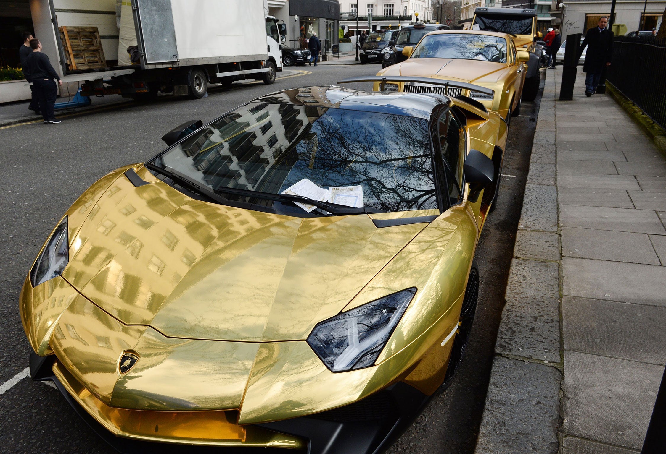 The owner of a fleet of gold supercars as been hit with multiple parking tickets