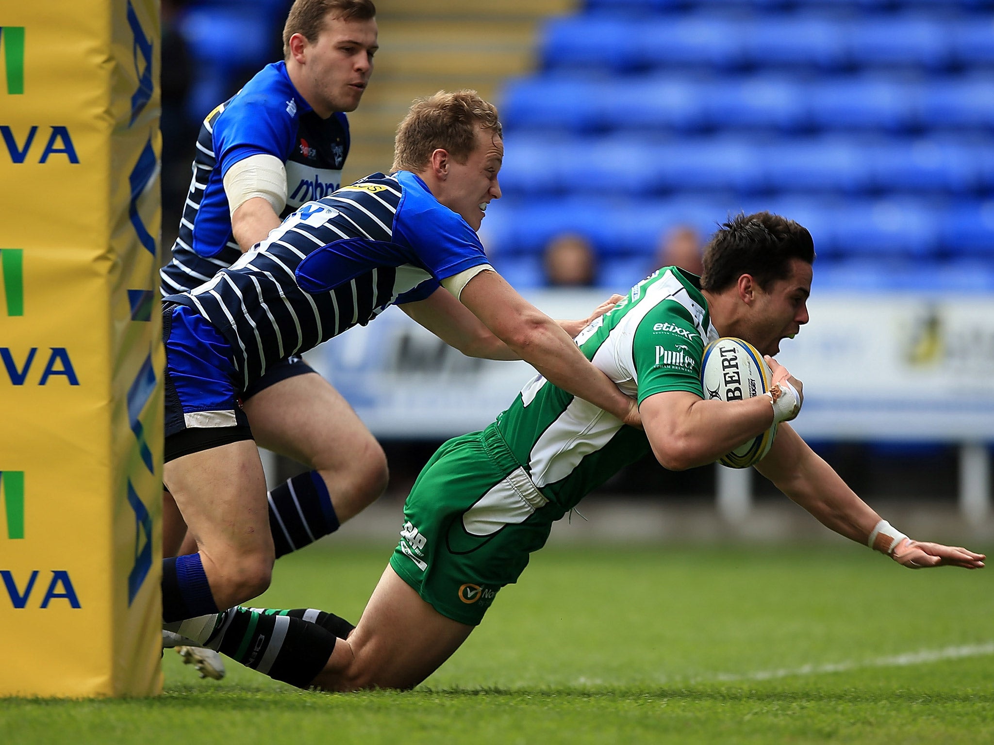 Sean Maitland dives over the line to score London Irish's second try