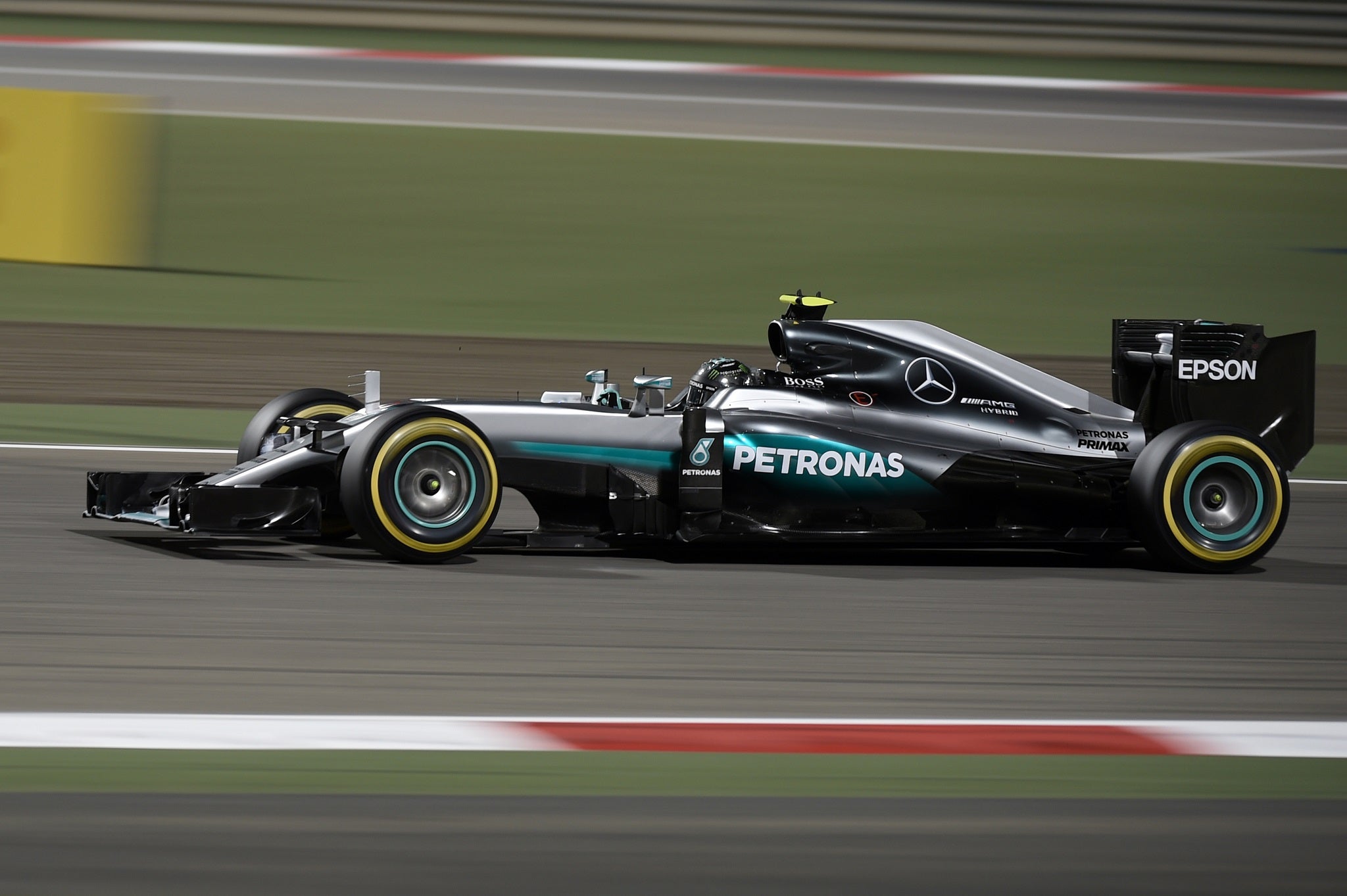 
Nico Rosberg on his way to victory in the Bahrain Grand Prix 