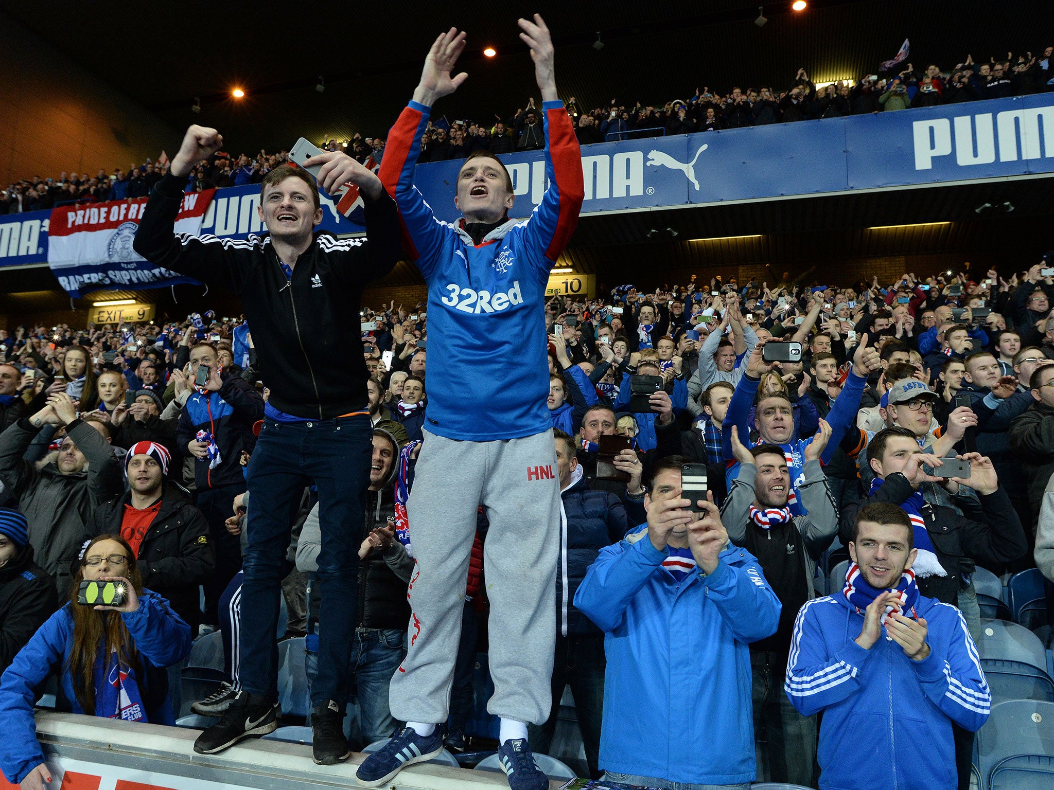 Rangers supporters celebrate promotion