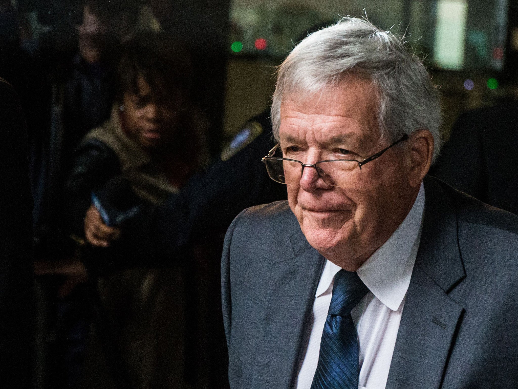 Dennis Hastert leaves court after 28 October guilty plea Rex