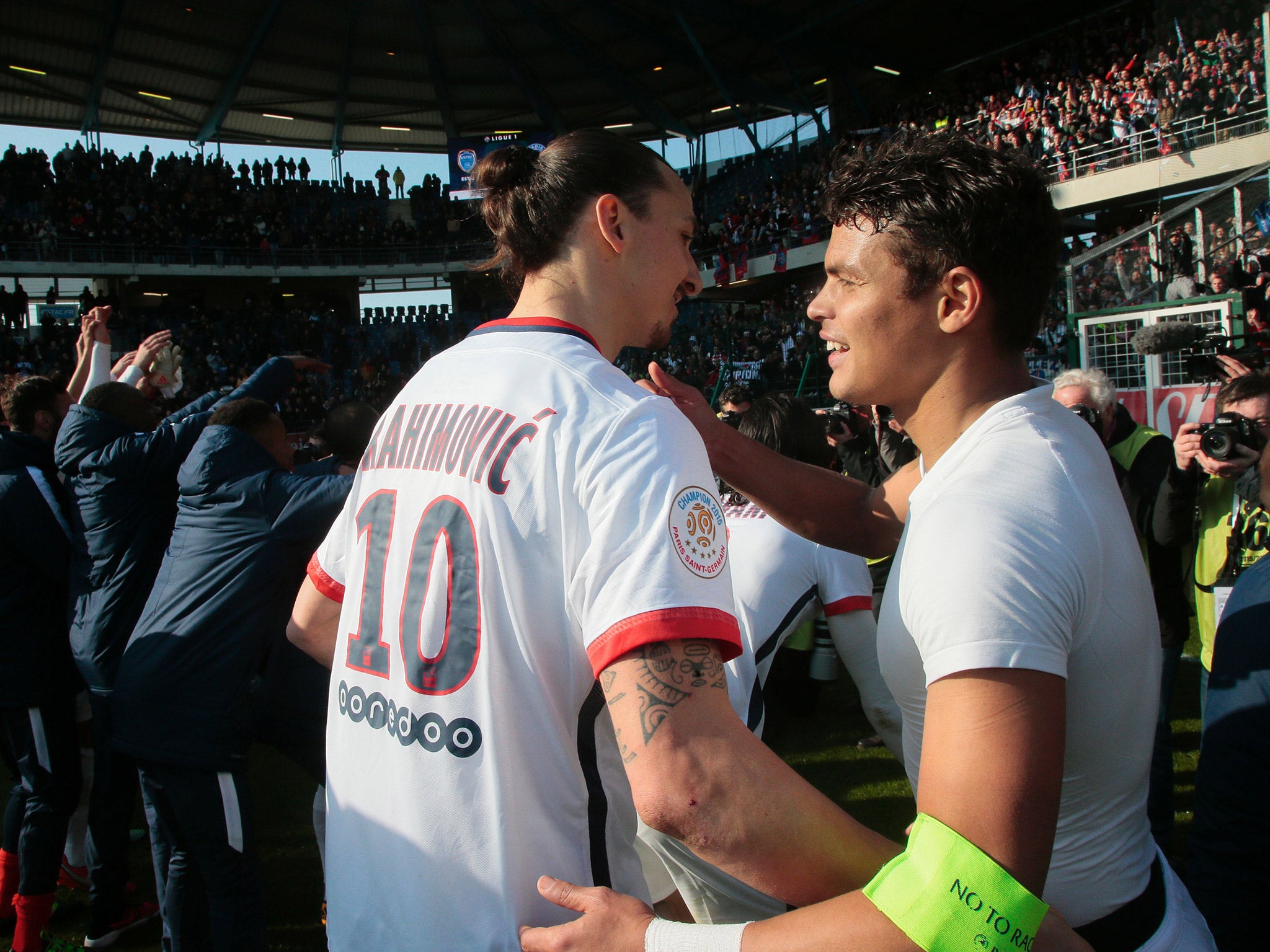 Thiago Silva has urged Zlatan Ibrahimovic not to leave PSG