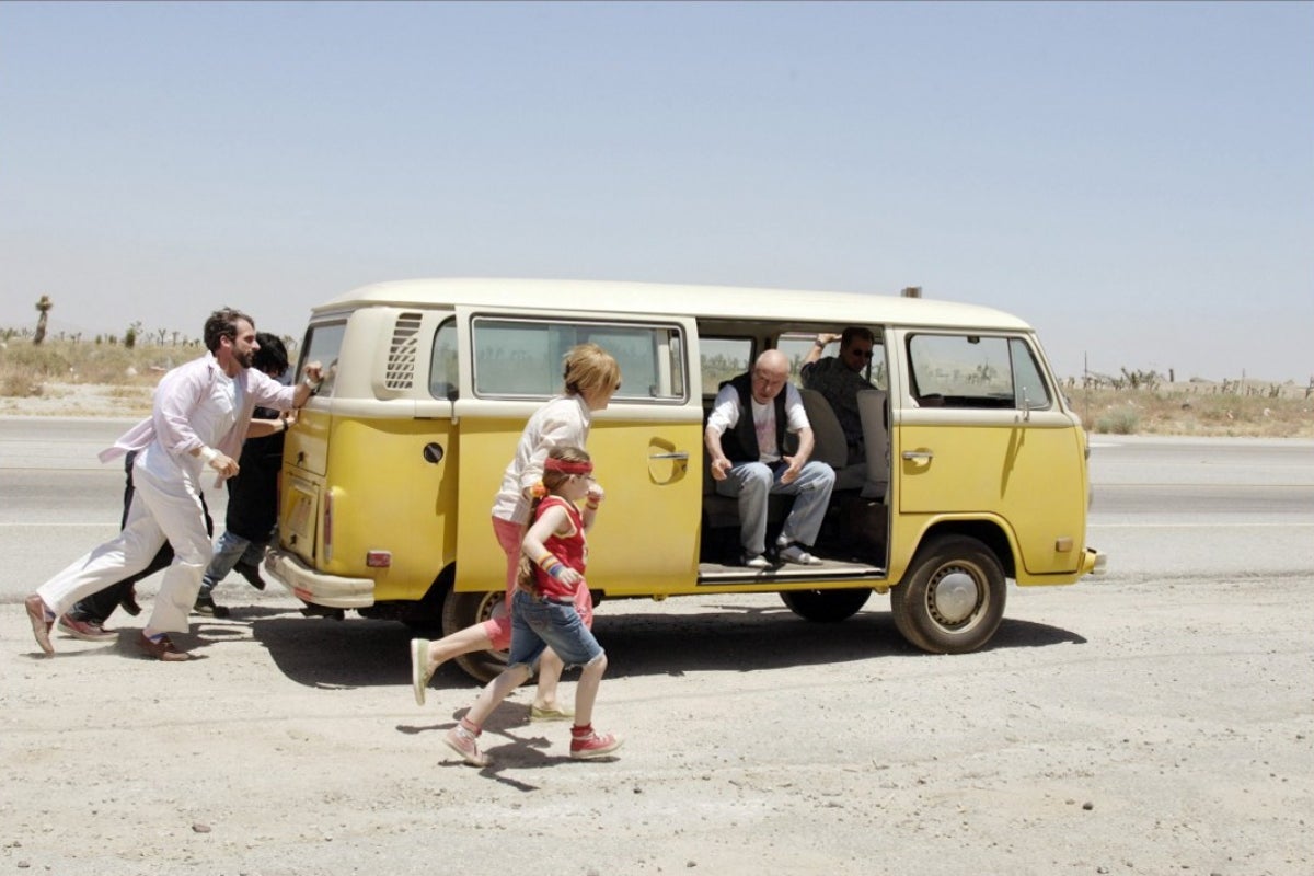 https://static.the-independent.com/s3fs-public/thumbnails/image/2016/04/14/14/little-miss-sunshine.jpg?width=1200&height=800&crop=1200:800