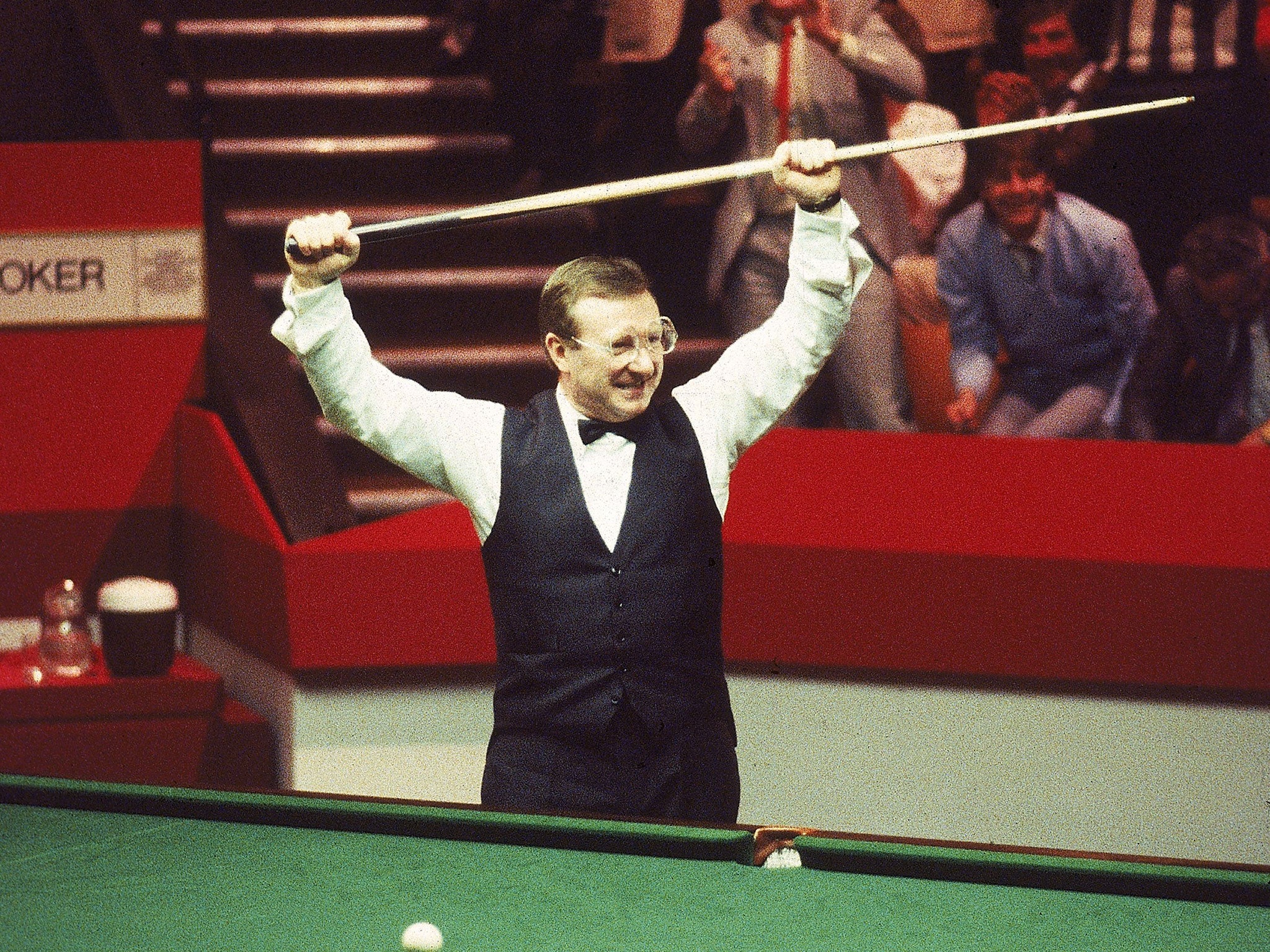 Dennis Taylor after beating Steve Davis in the 1985 final