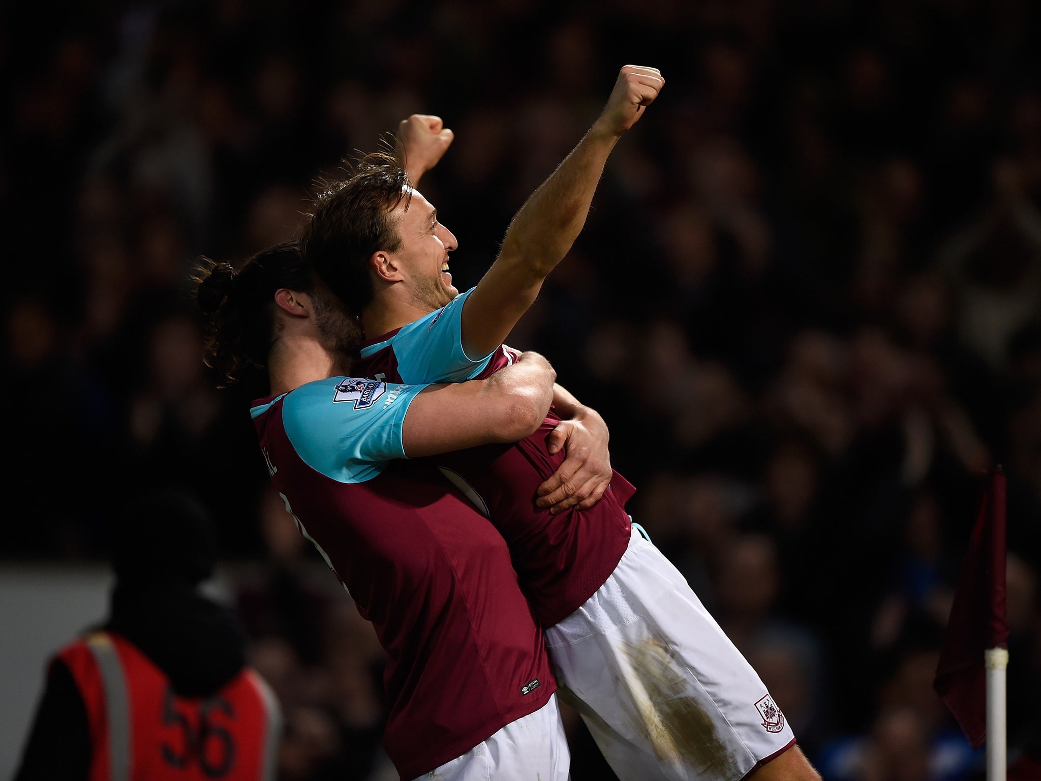 Mark Noble celebrates his second goal with Andy Carroll