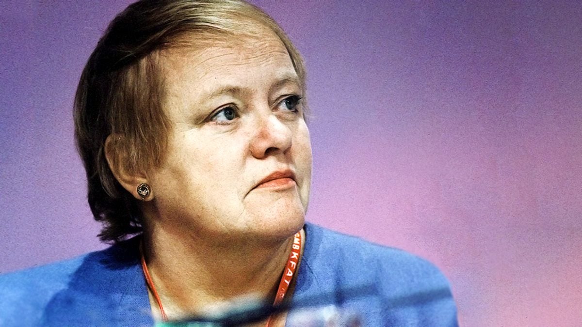 Mo Mowlam, Cabinet minister 1997-2001: BBC