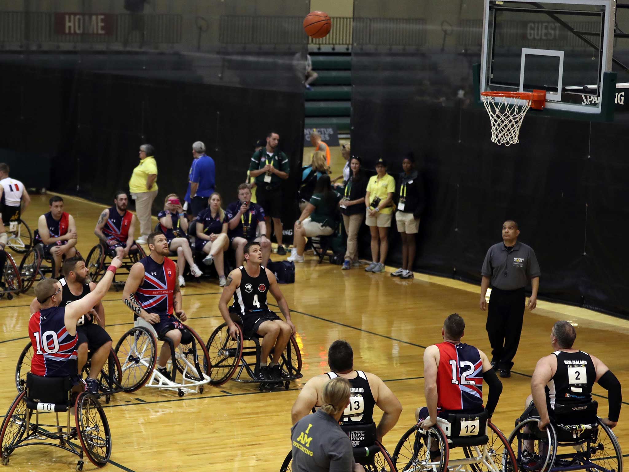 The UK team taking on the New Zealand team in the heats for wheelchair basketball at the Invictus Games 2016 in Orlando