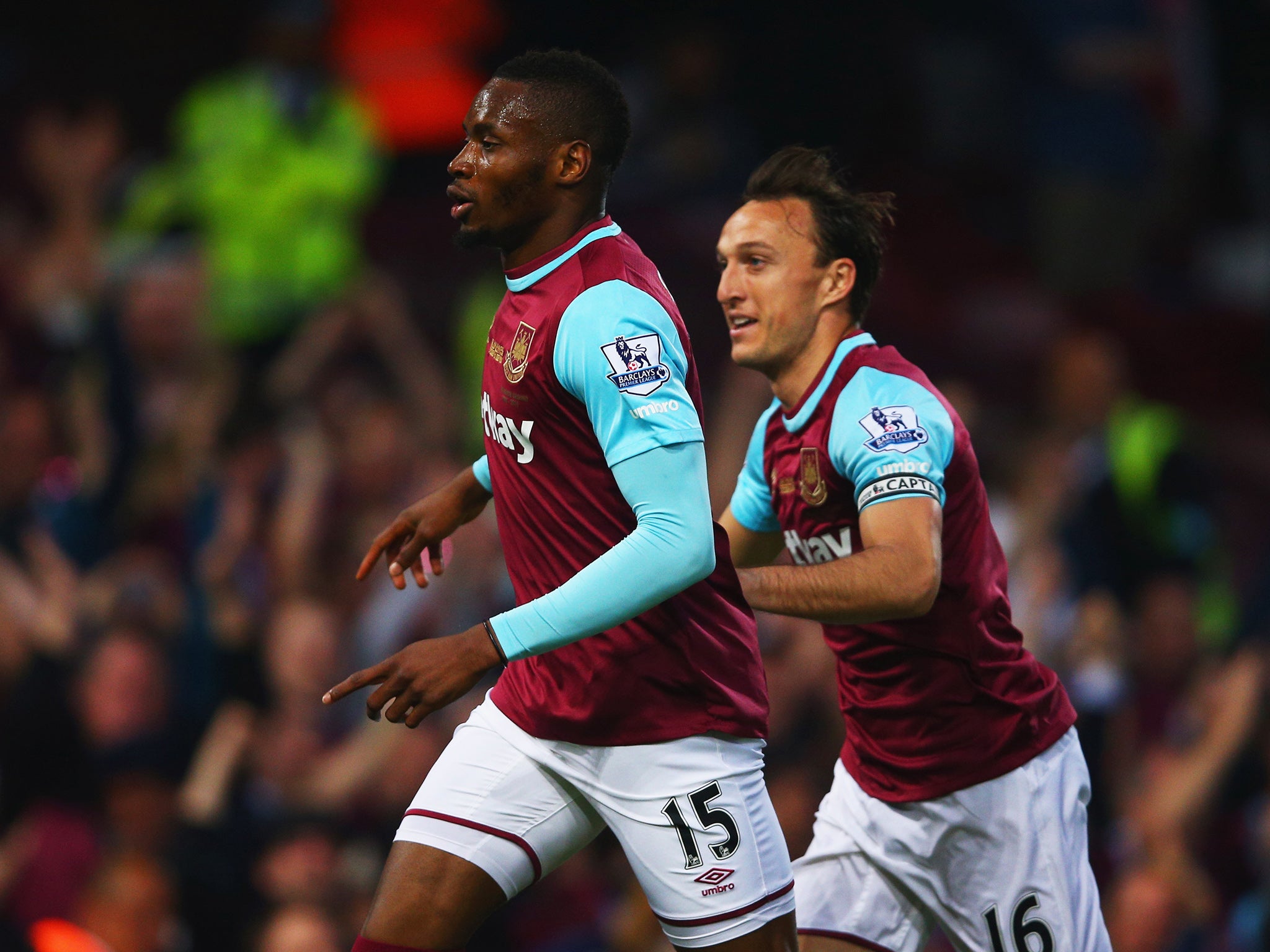 Diafra Sakho celebrates his goal with Mark Noble