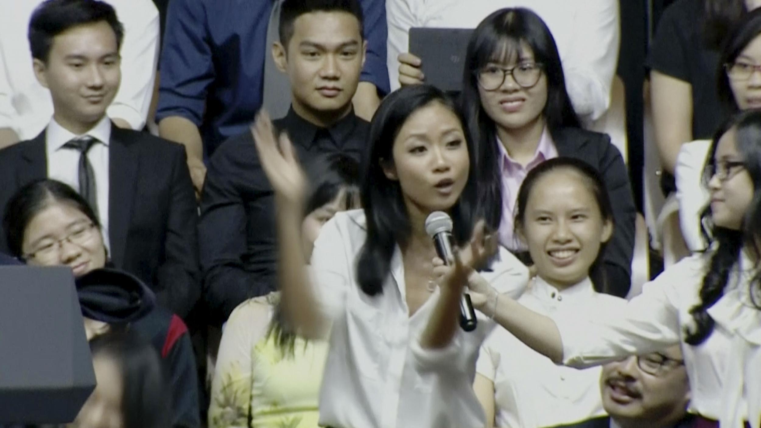 Hàng Lâm Trang Anh, a performer known by her stage name Suboi, performed for Mr Obama