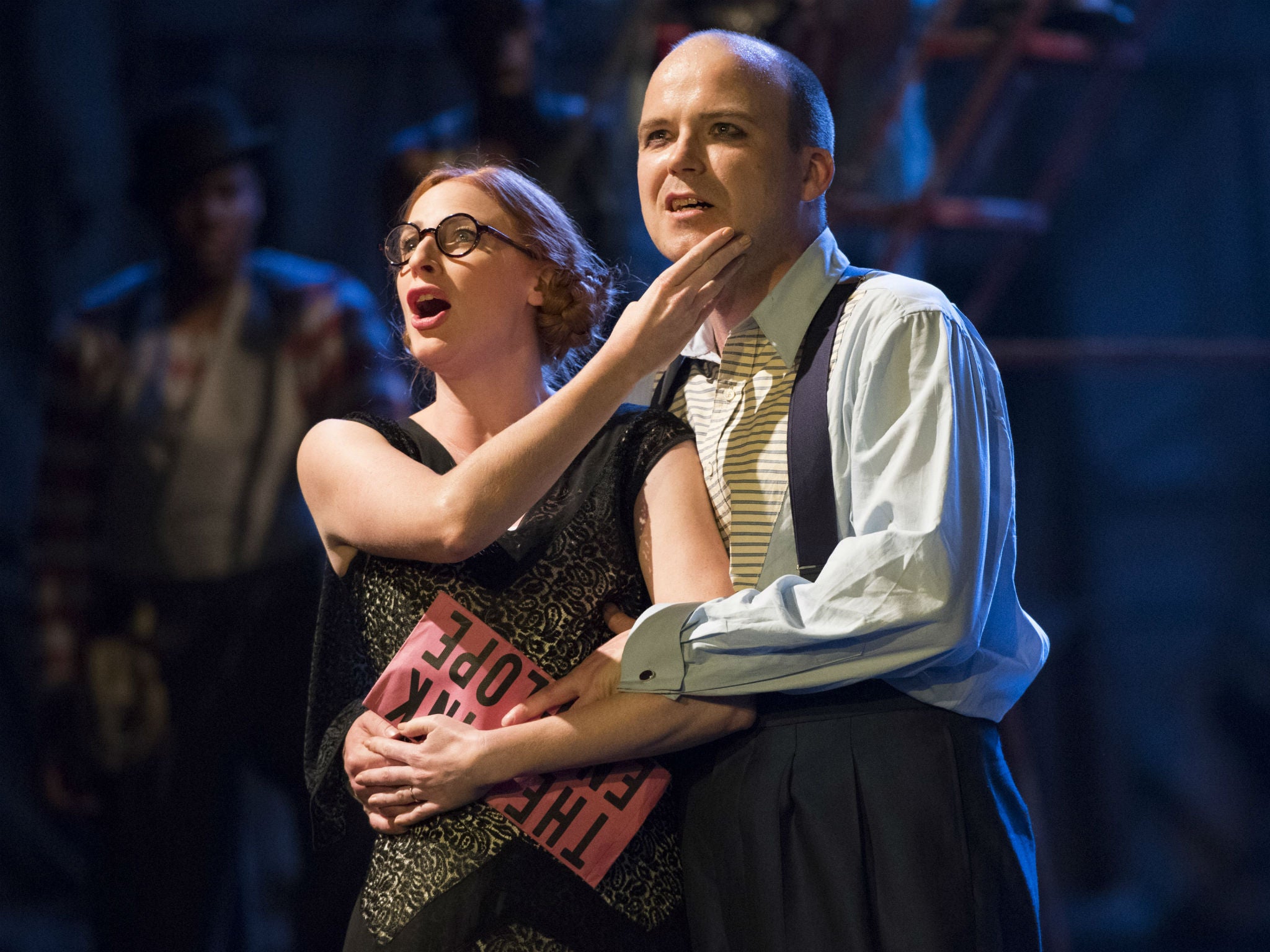 Rosalie Craig and Rory Kinnear as Polly Peachum and Macheath in ‘The Threepenny Opera’