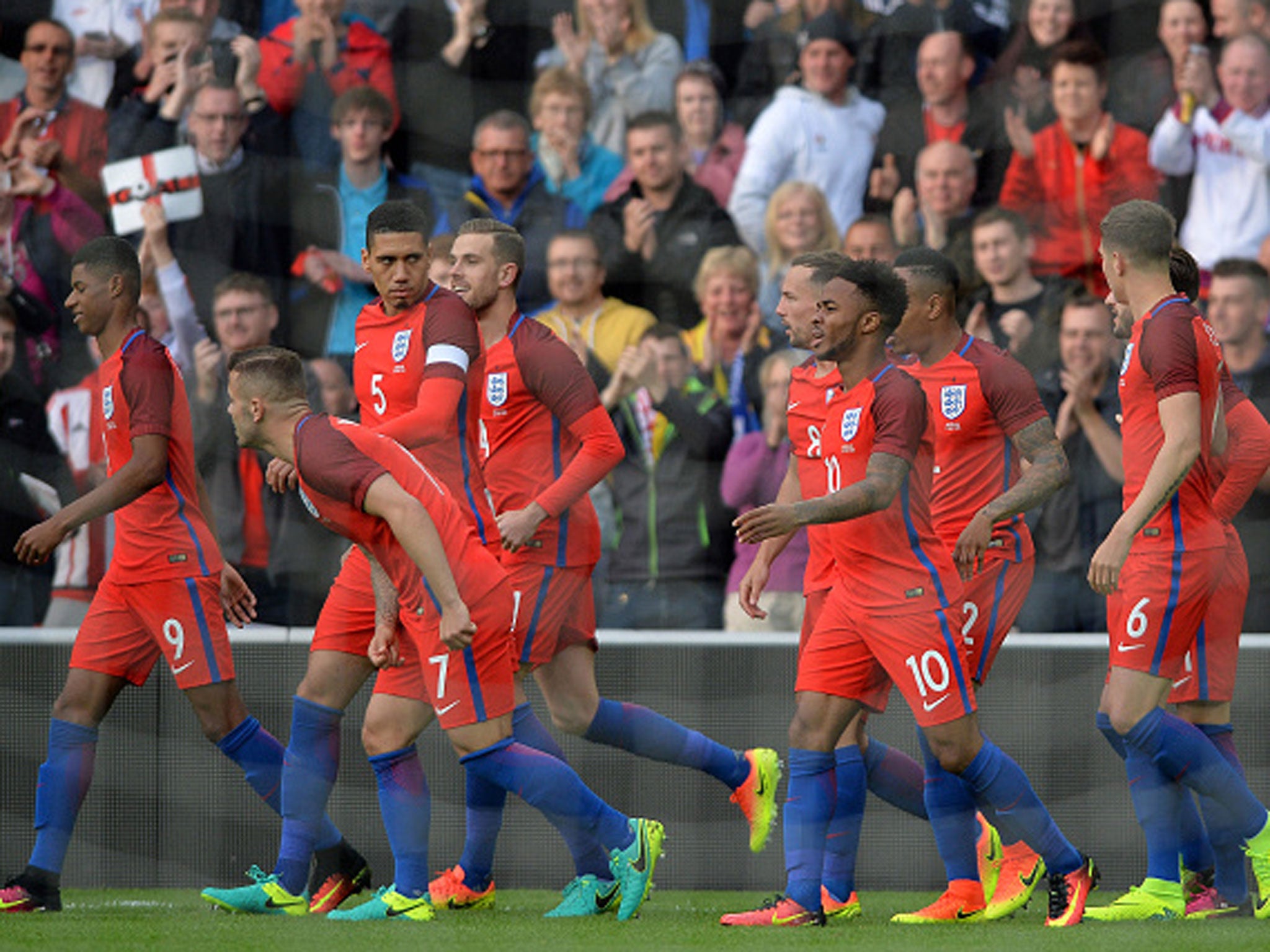 England celebrate going ahead through Rashford's early strike (Getty)