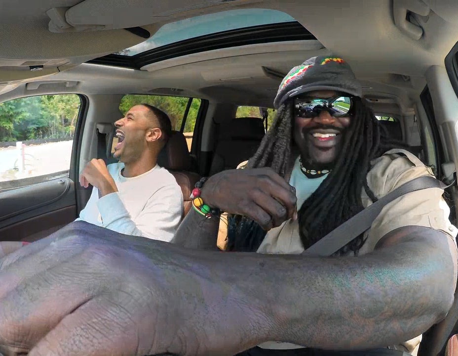 Shaquille O'Neal raps and sings with passengers as undercover Lyft driver