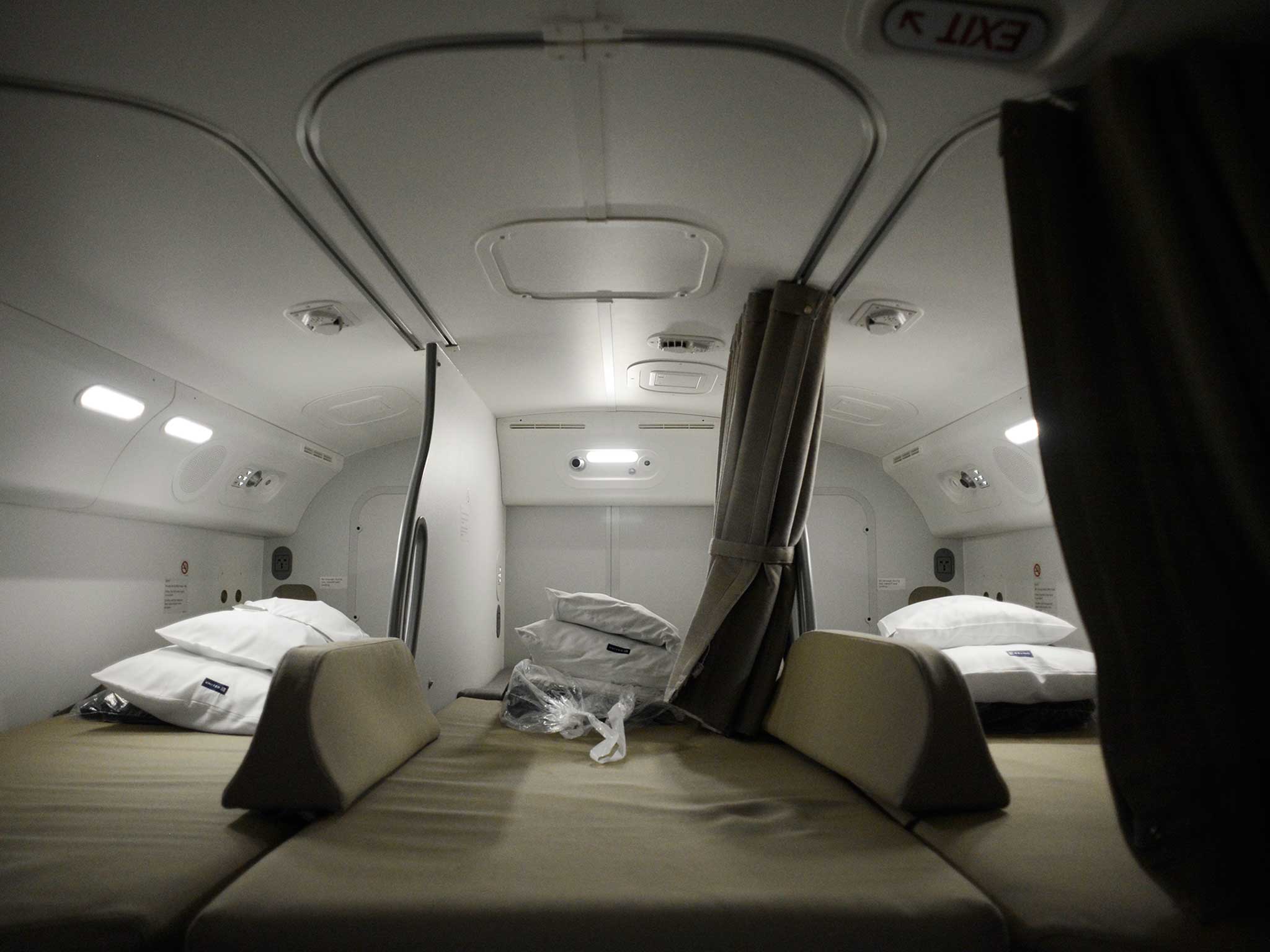 The crew rest area on a Boeing 787 Dreamliner (Getty )