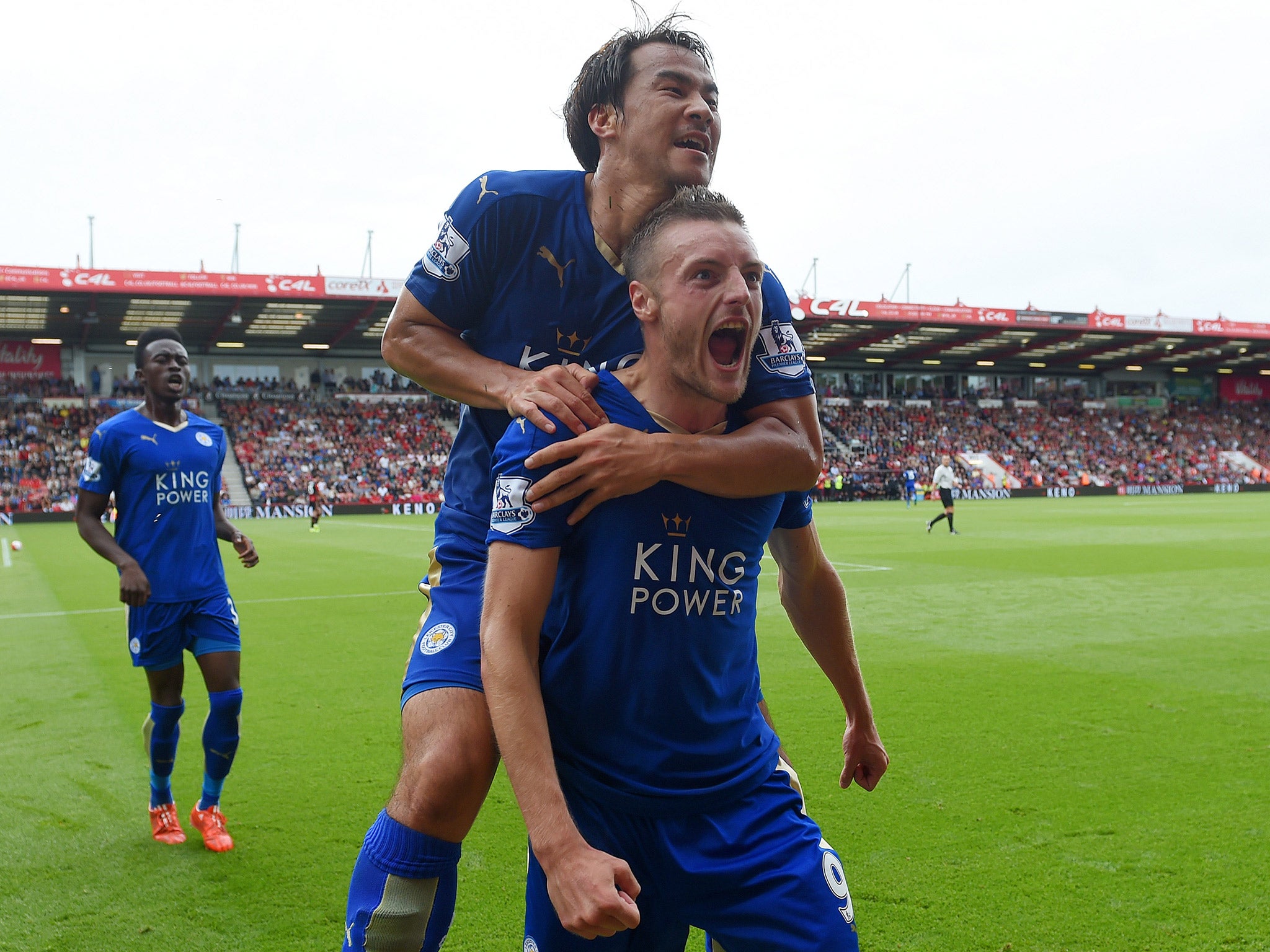 Shinji Okazaki (top) believes Jamie Vardy (bottom) will be a success if he joins Arsenal