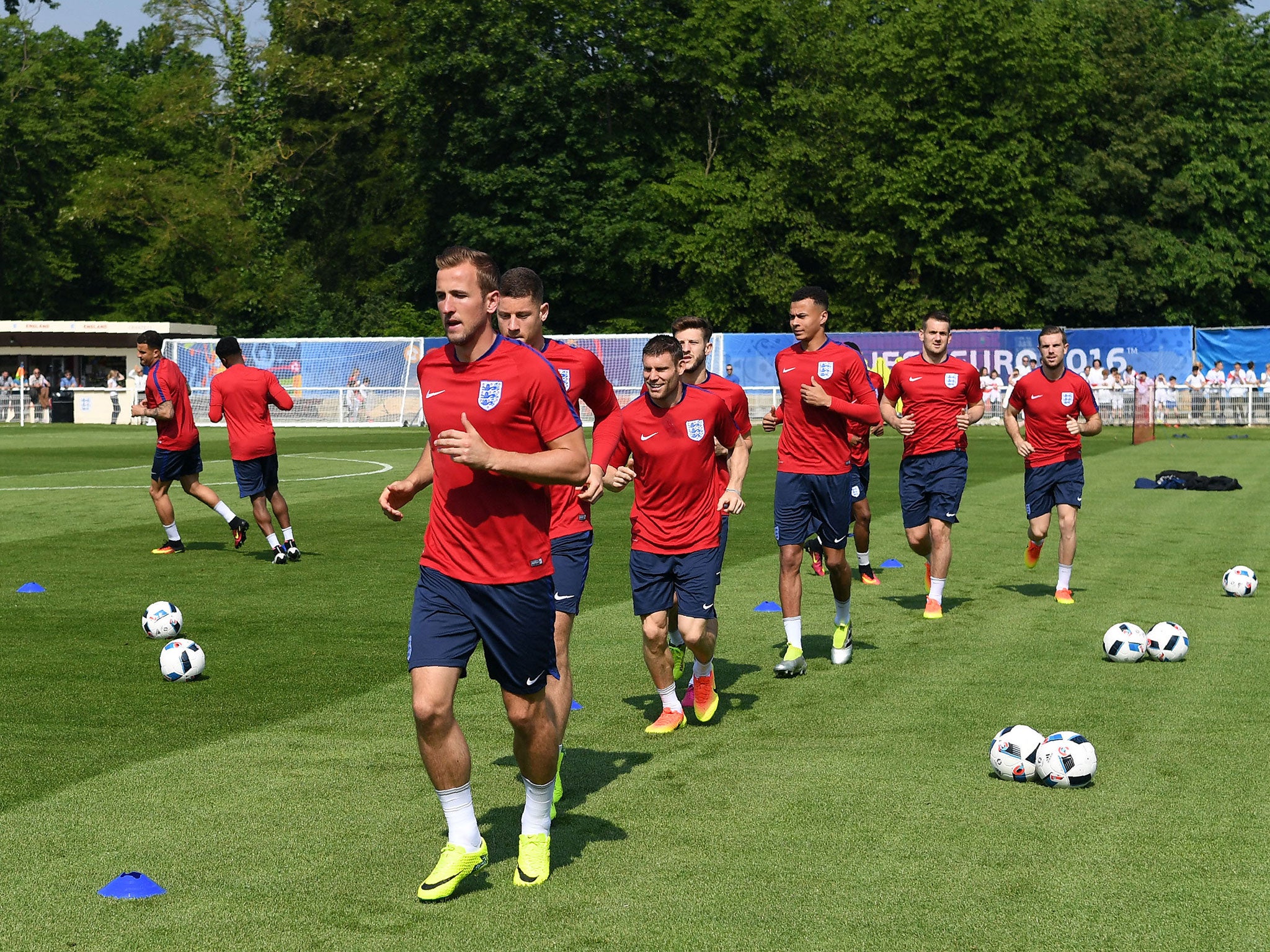 Harry Kane and the England team training in France