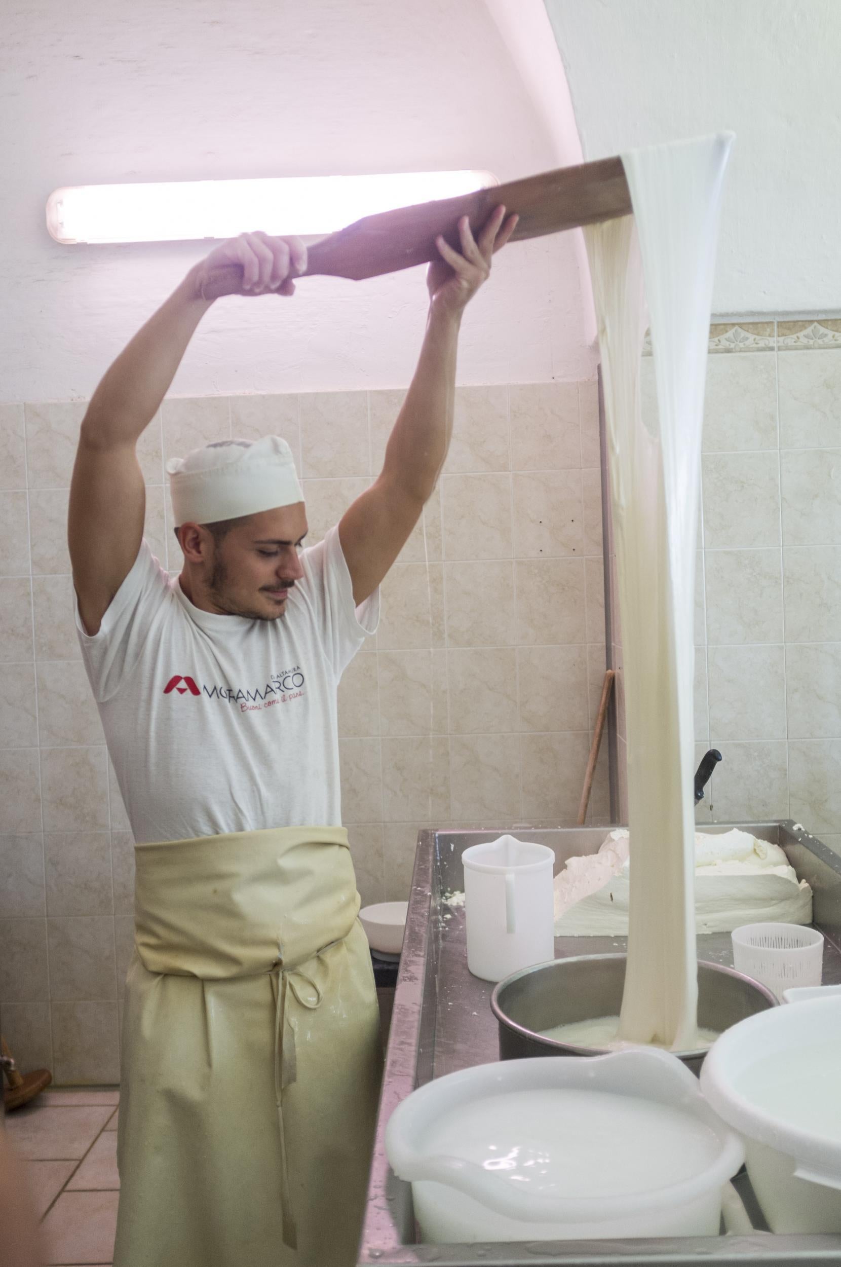 Making burrata