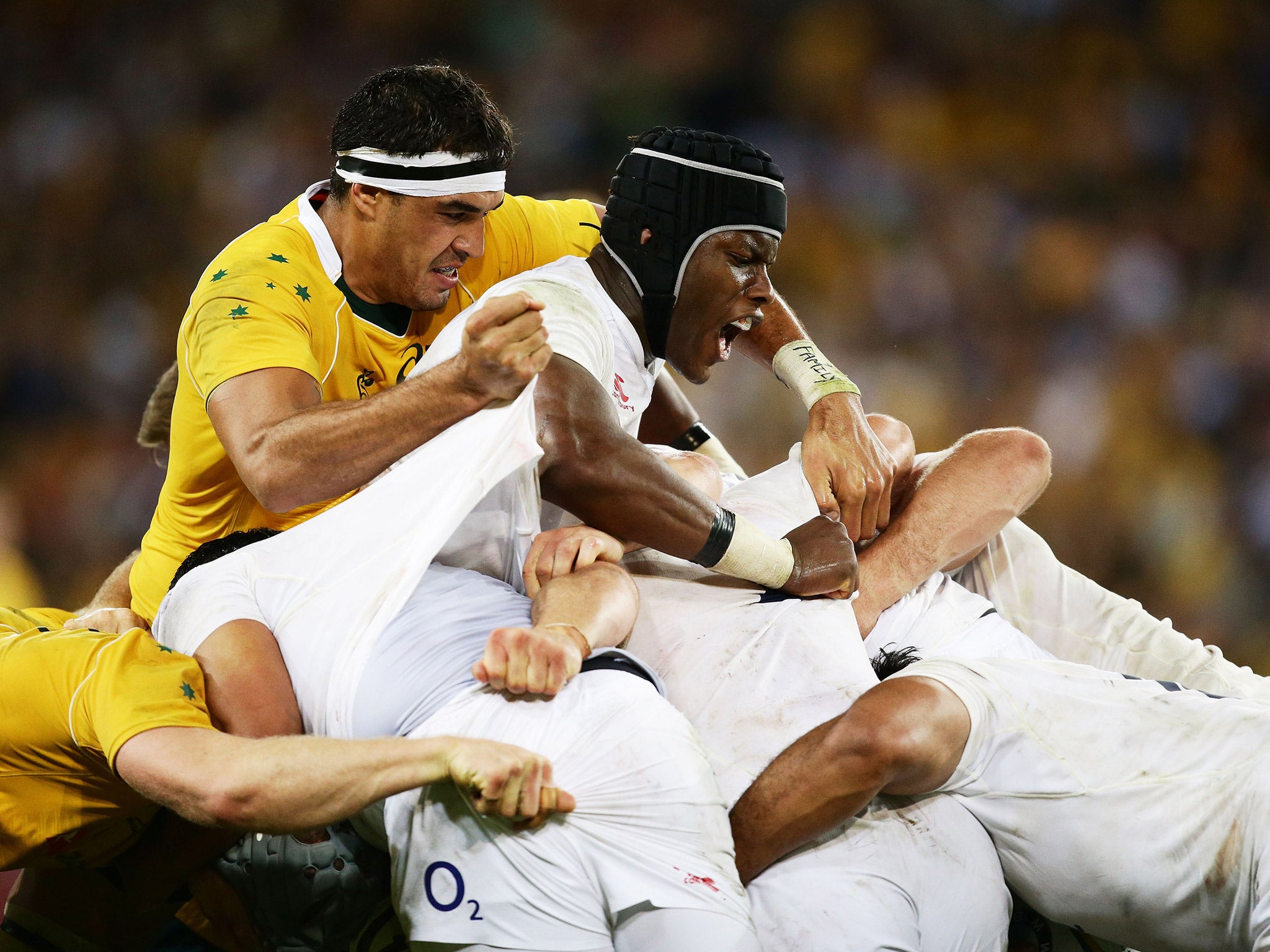 Maro Itoje urges his England team-mates on