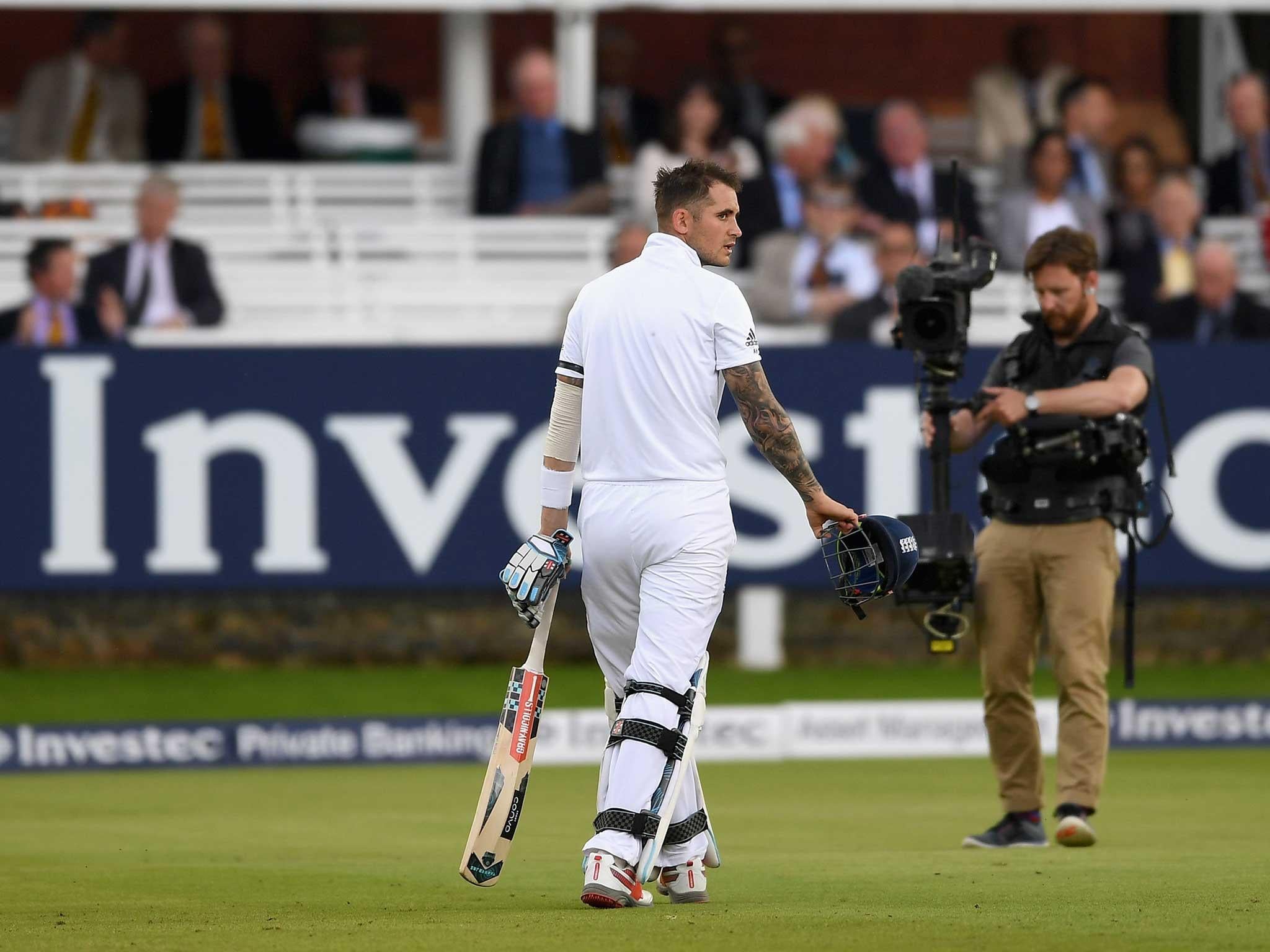 Alex Hales leaves the field after being dismissed by Angelo Mathews