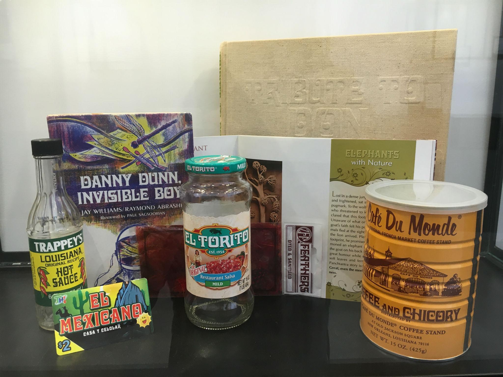 These two Los Angeles lovers met in a graphic design class and bonded by debating the merits of the Davida font. “As our relationship deepened, we collected about 200 sightings of Davida all over the world… Once we broke up, I still saw Davida everywhere.”