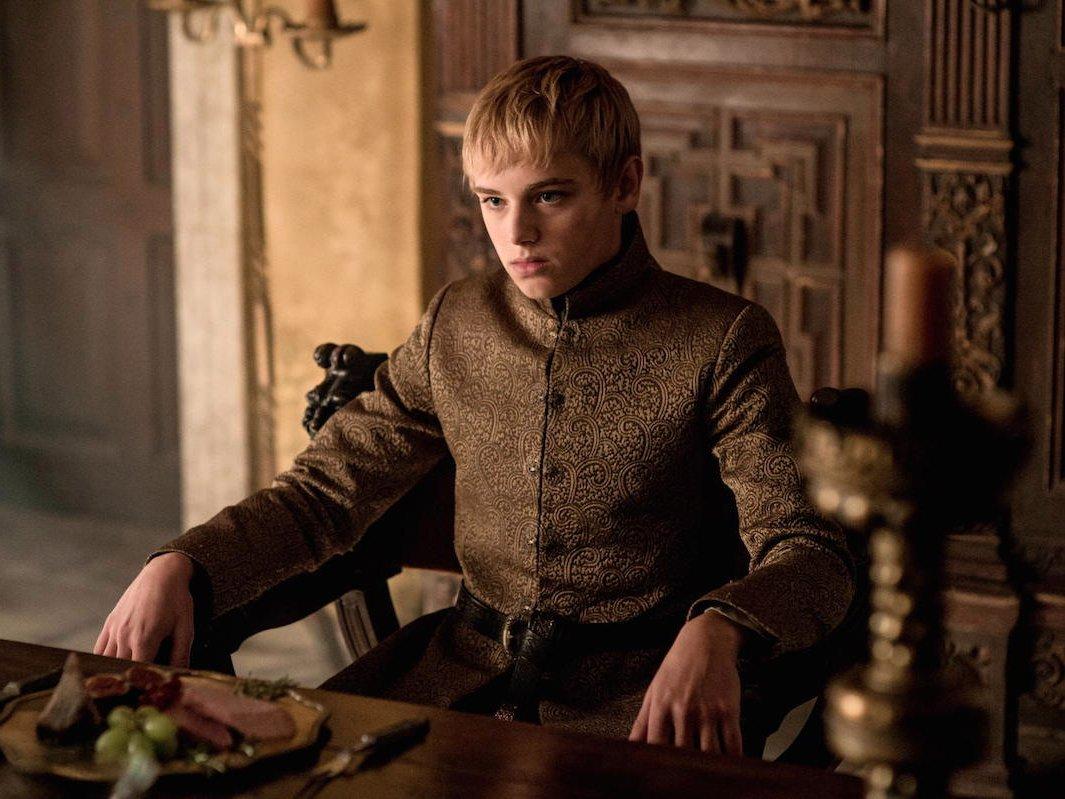 Dean-Charles Chapman as Tommen